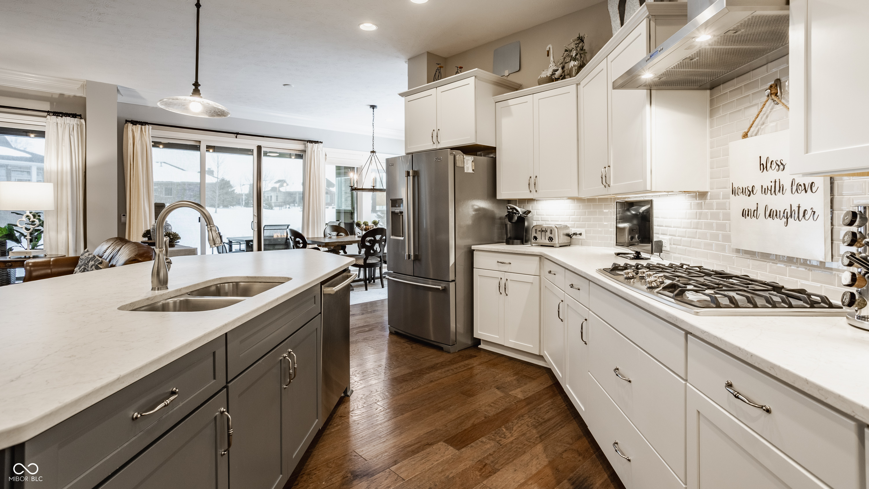 1127 Frenzel Parkway