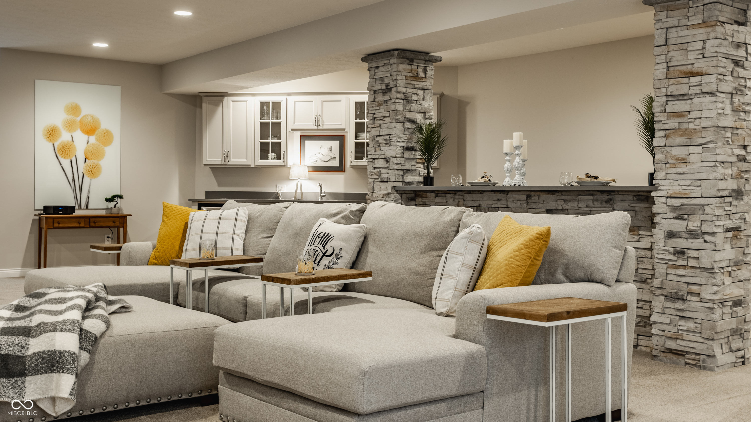 1127 Frenzel Parkway