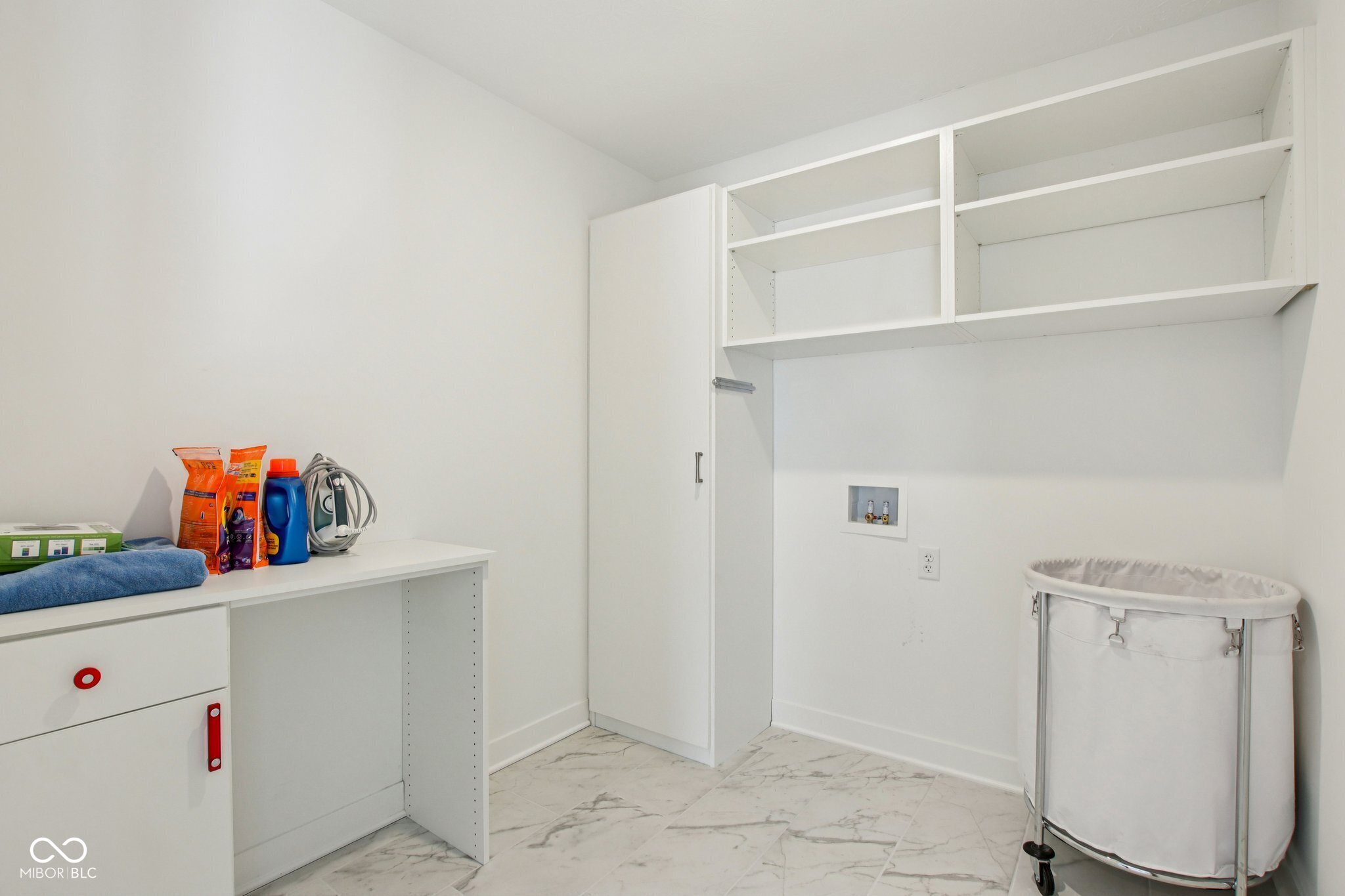 325 Middleton Circle