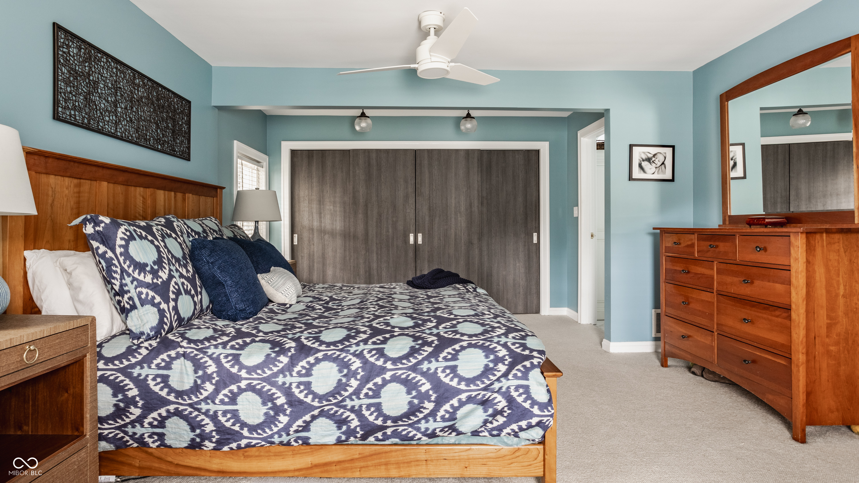 5401 N Illinois Street