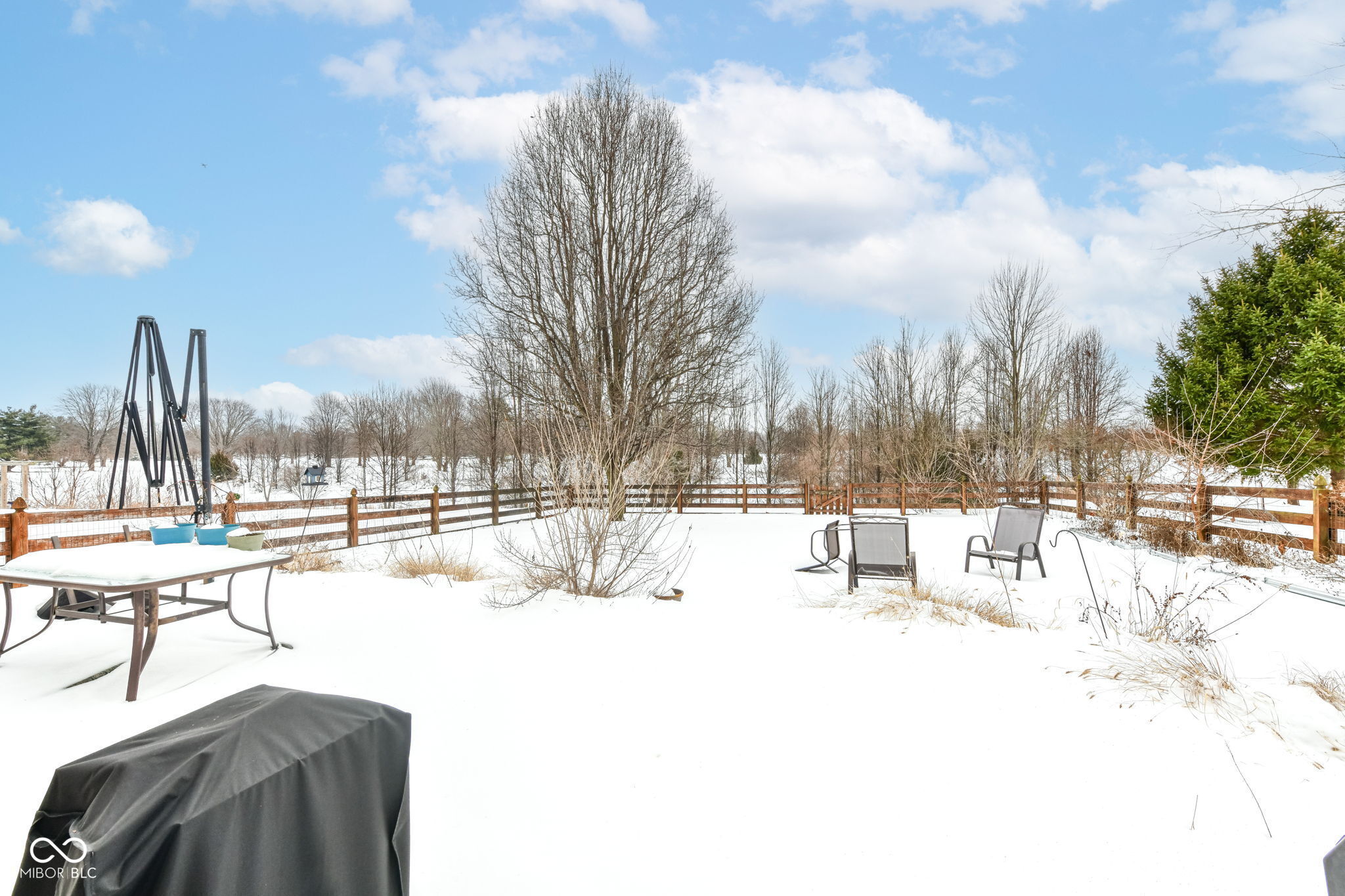 19304 Fox Chase Drive