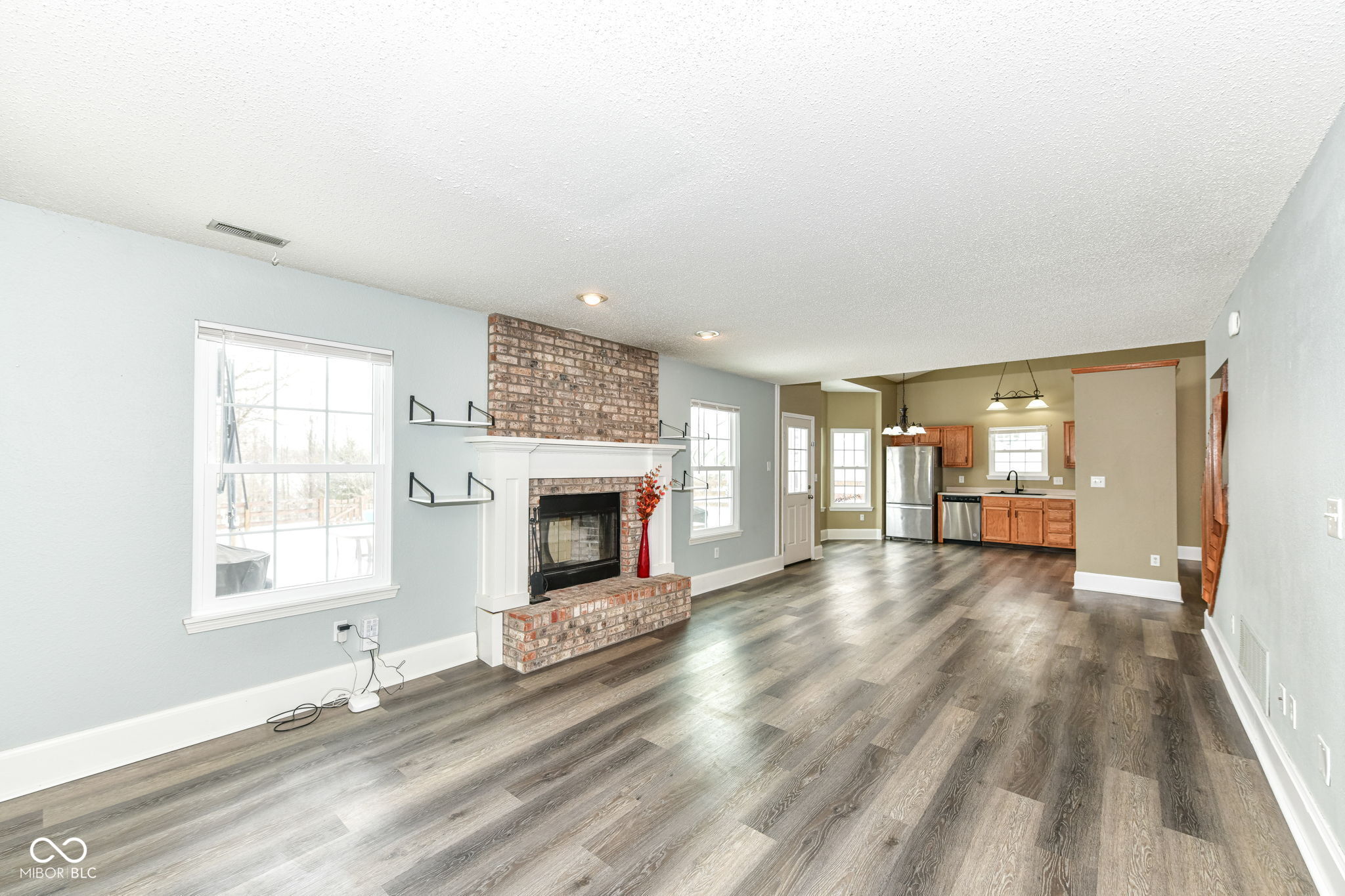 19304 Fox Chase Drive