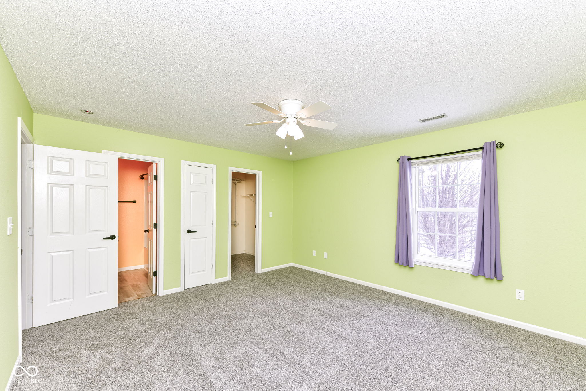 19304 Fox Chase Drive