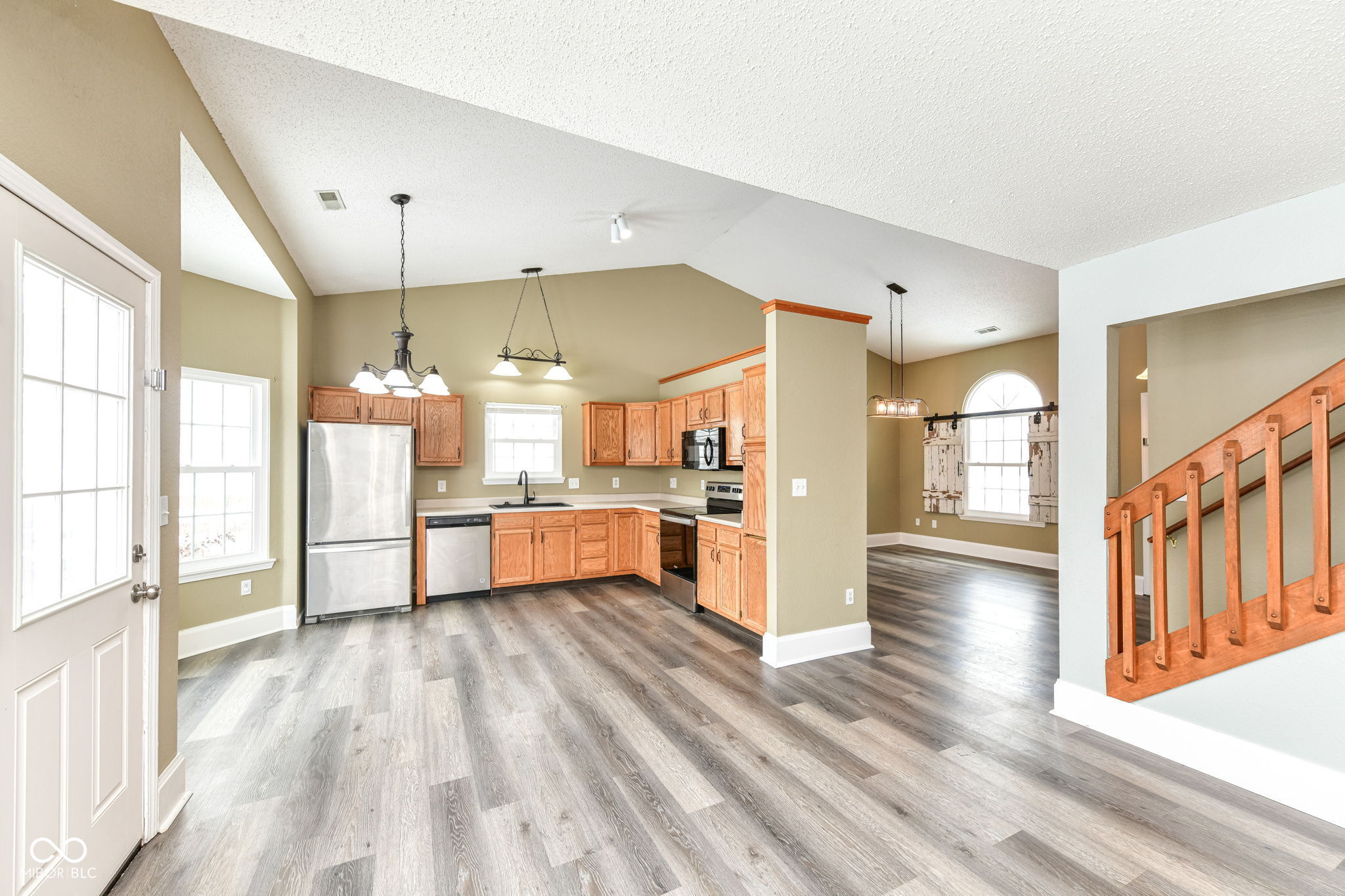 19304 Fox Chase Drive