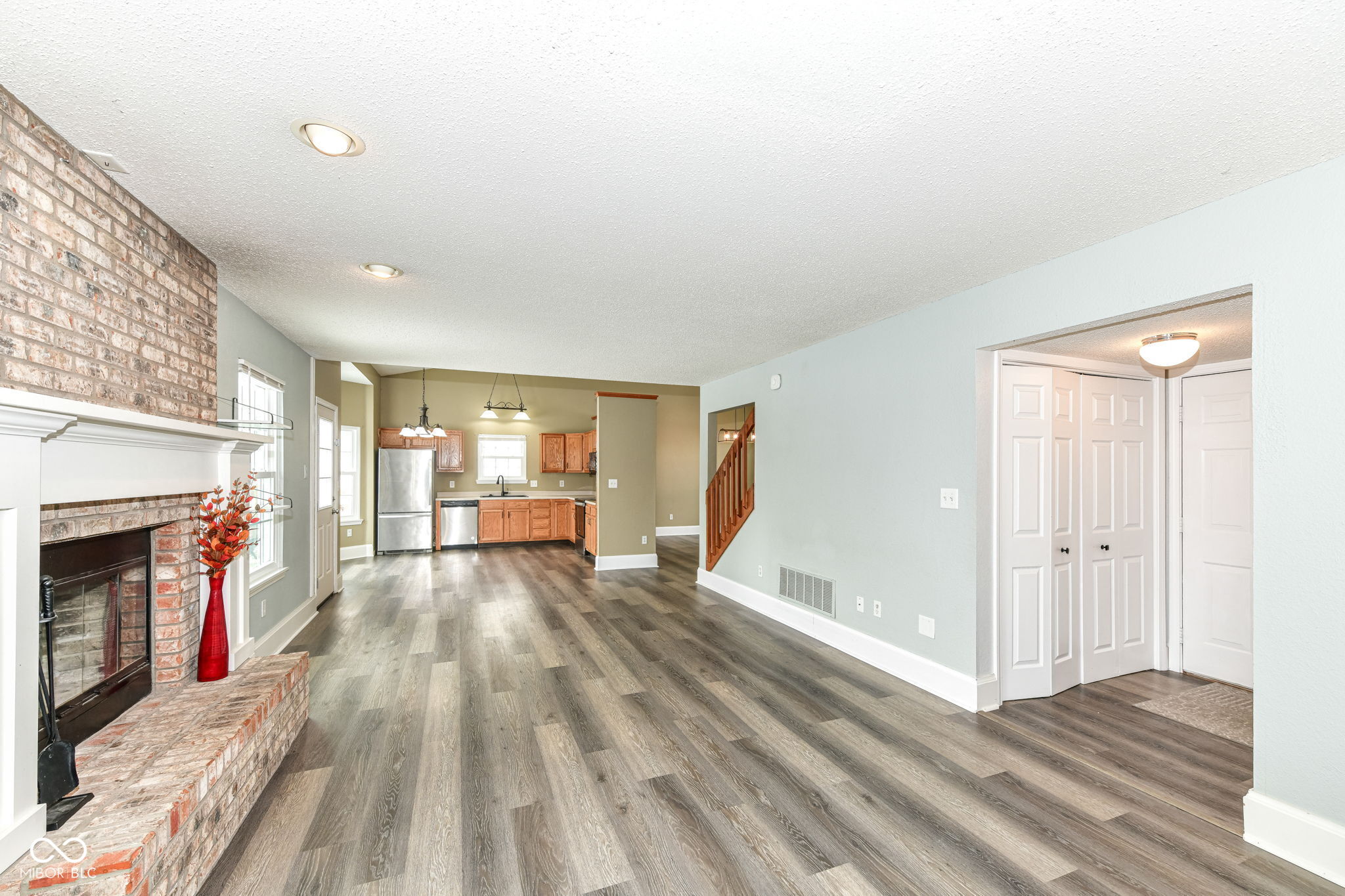 19304 Fox Chase Drive