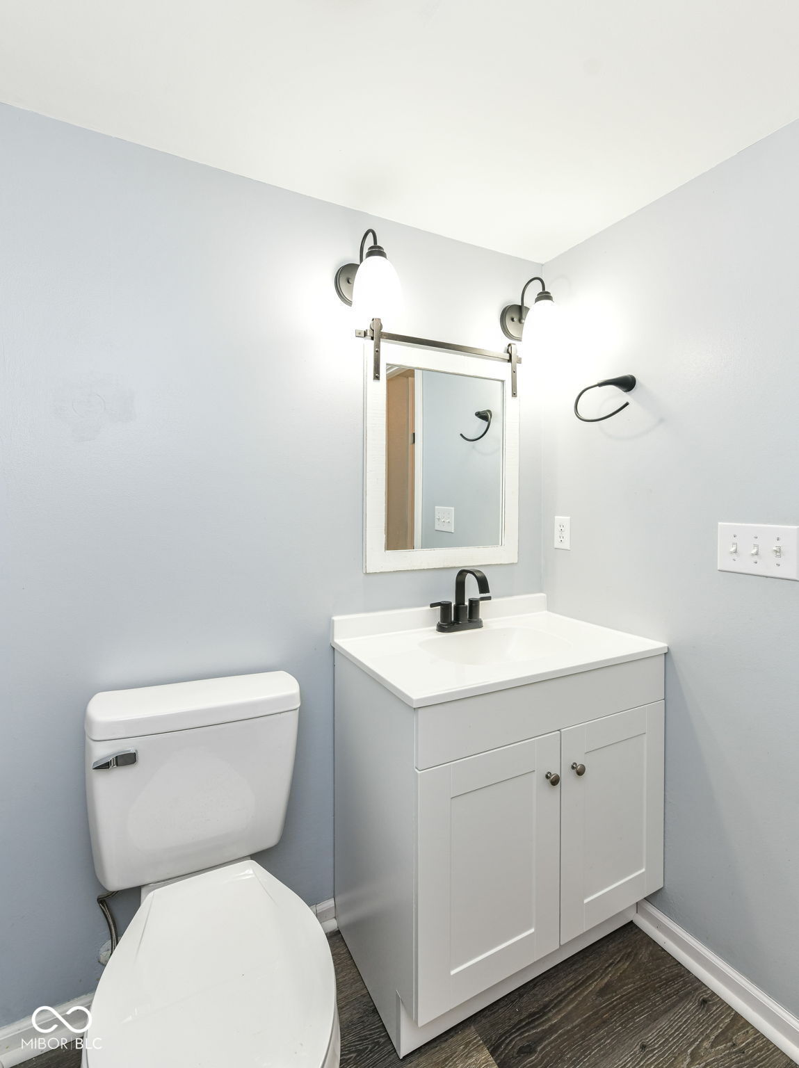 19304 Fox Chase Drive