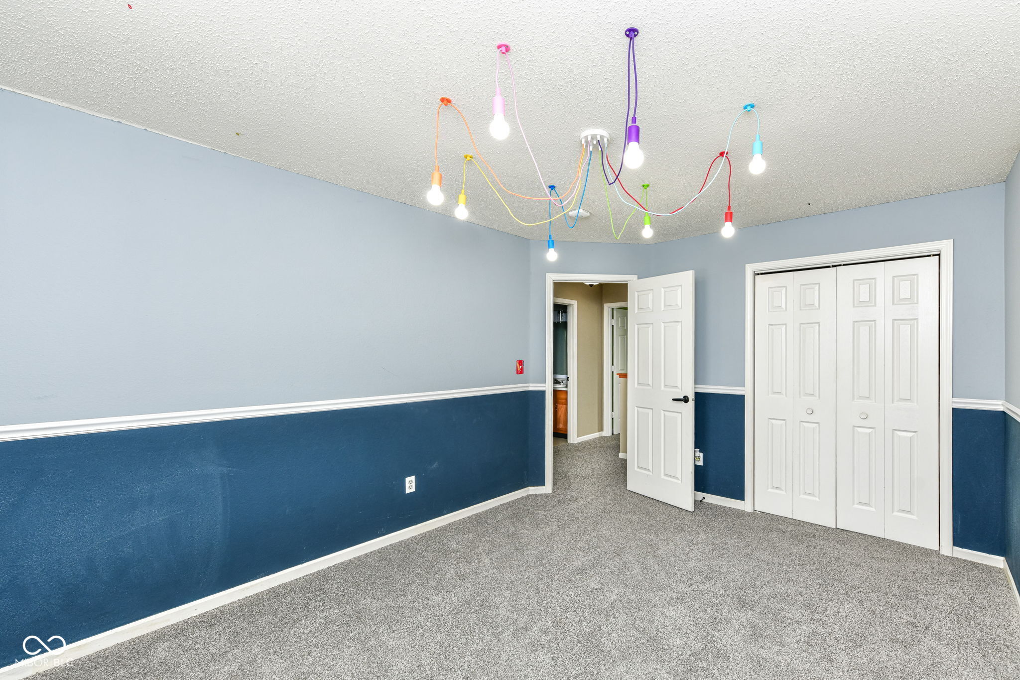 19304 Fox Chase Drive