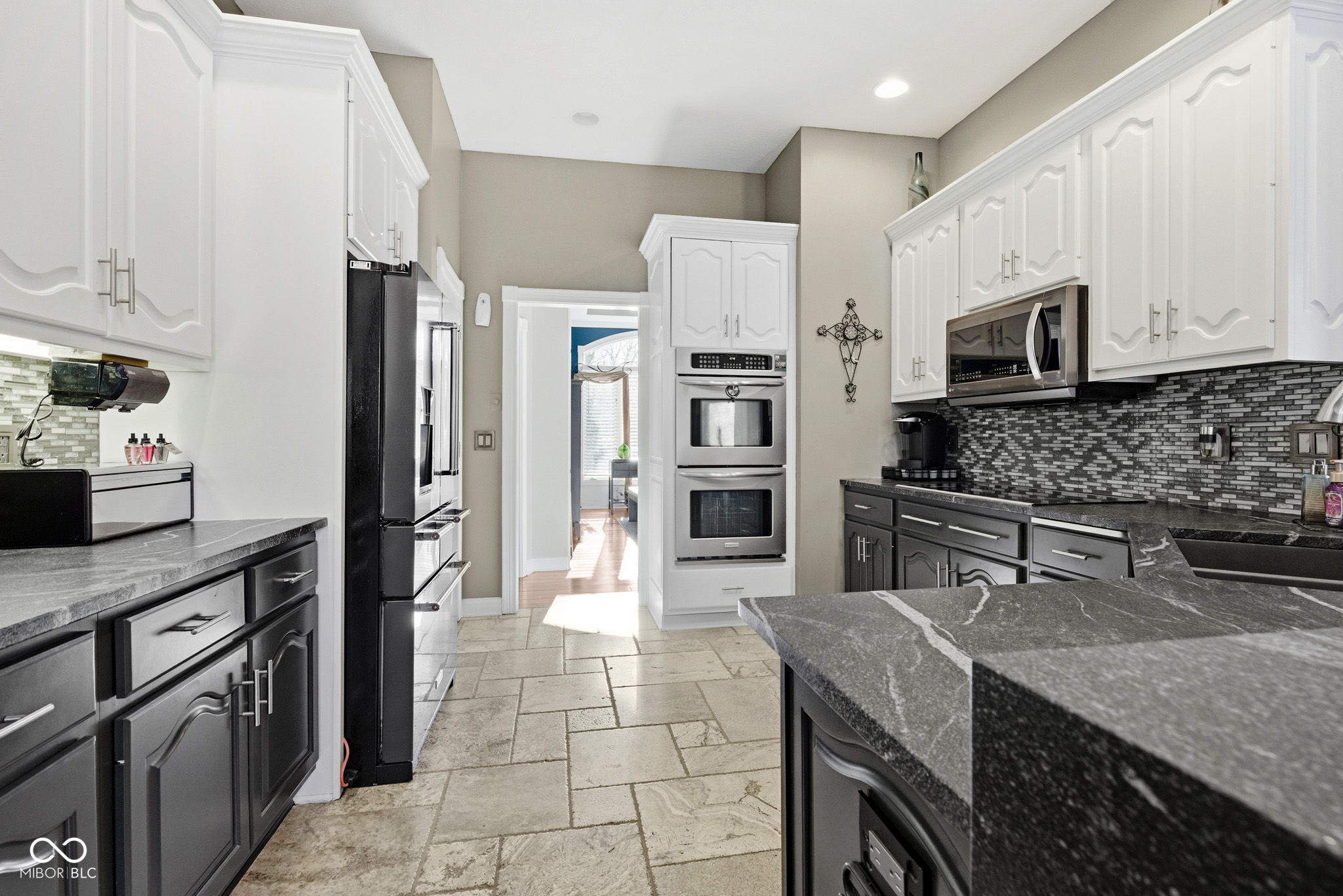 8826 Worthington Circle