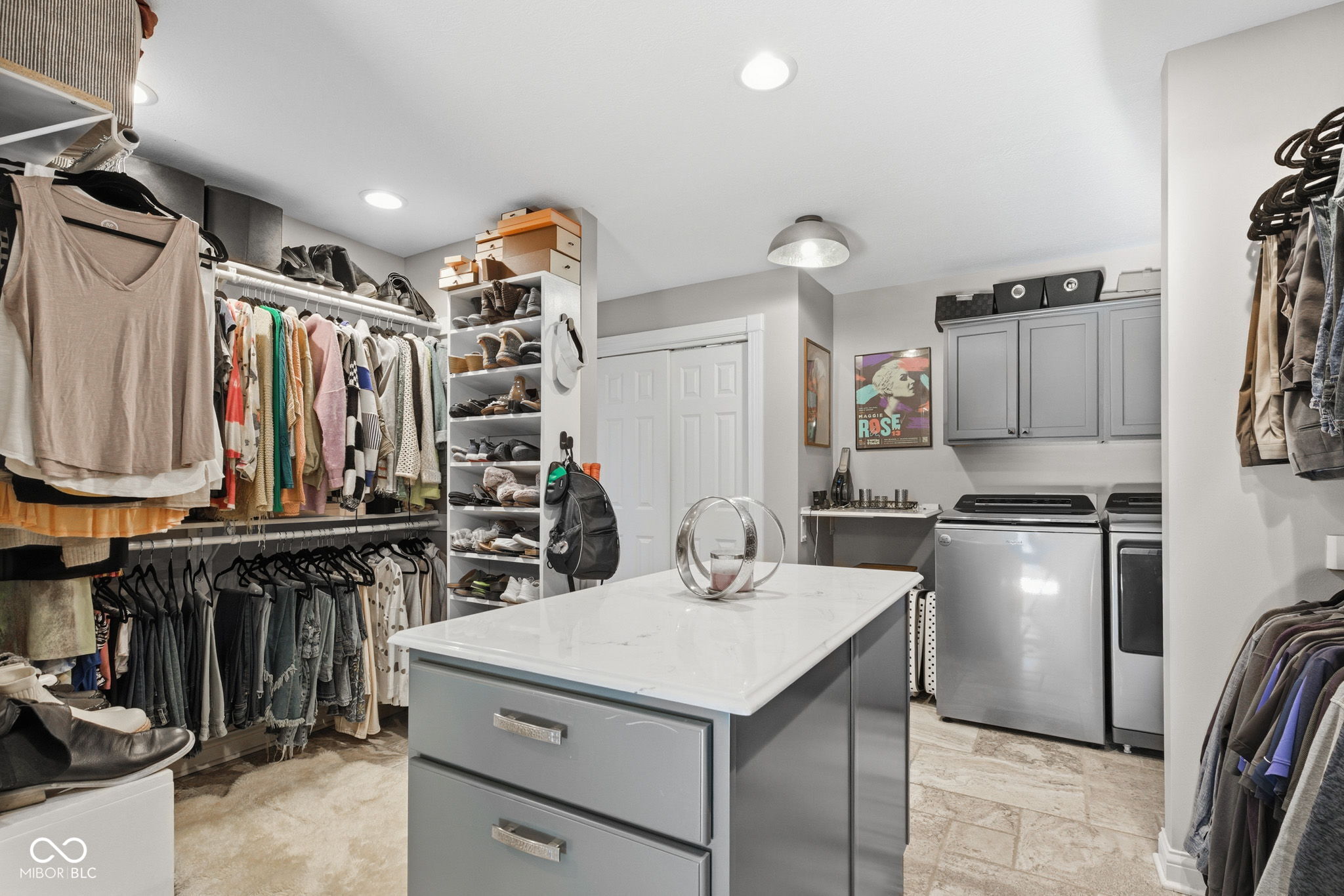 8826 Worthington Circle