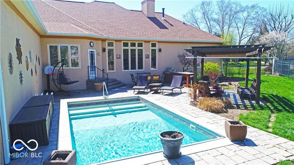 8826 Worthington Circle