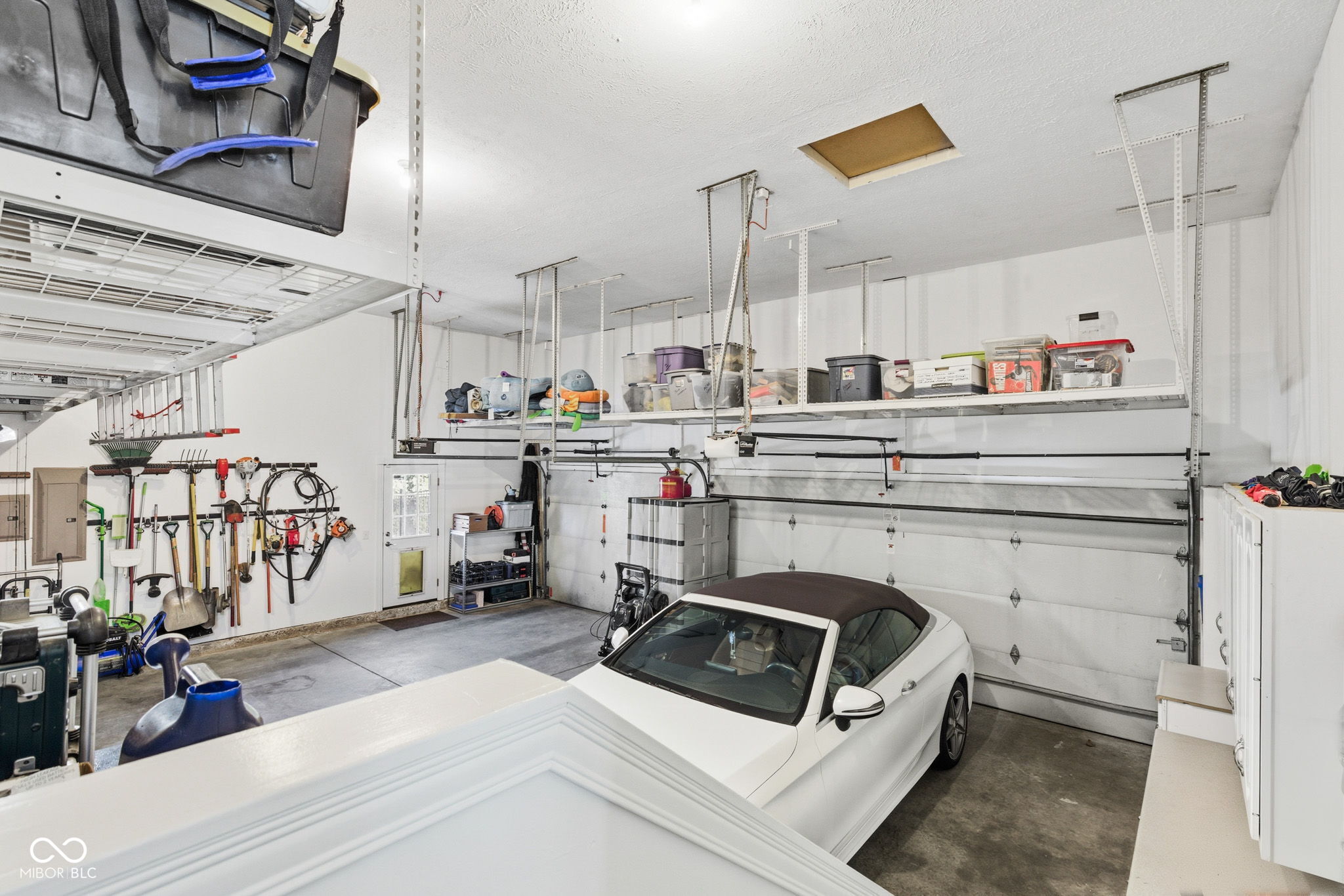 8826 Worthington Circle