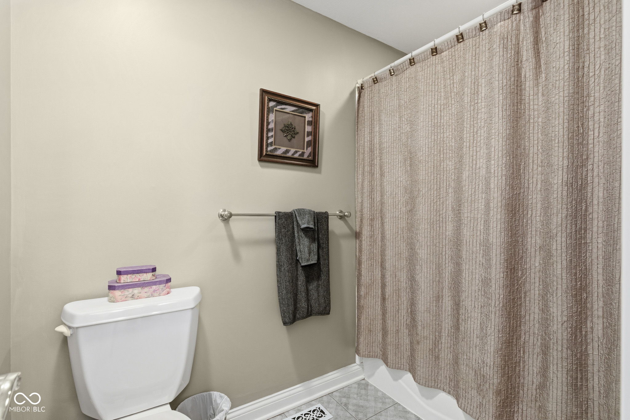 8826 Worthington Circle