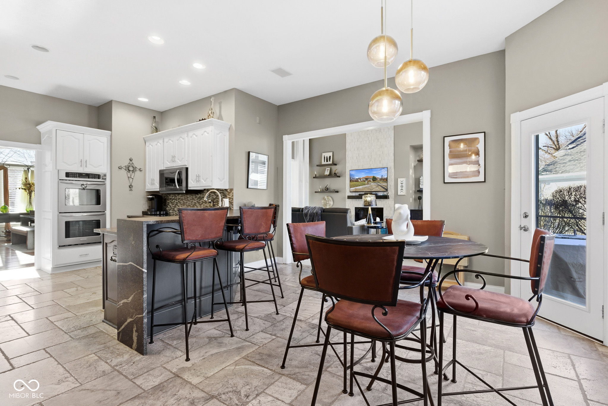 8826 Worthington Circle