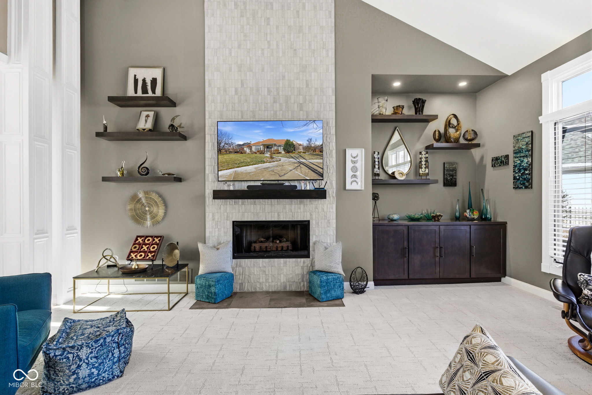 8826 Worthington Circle