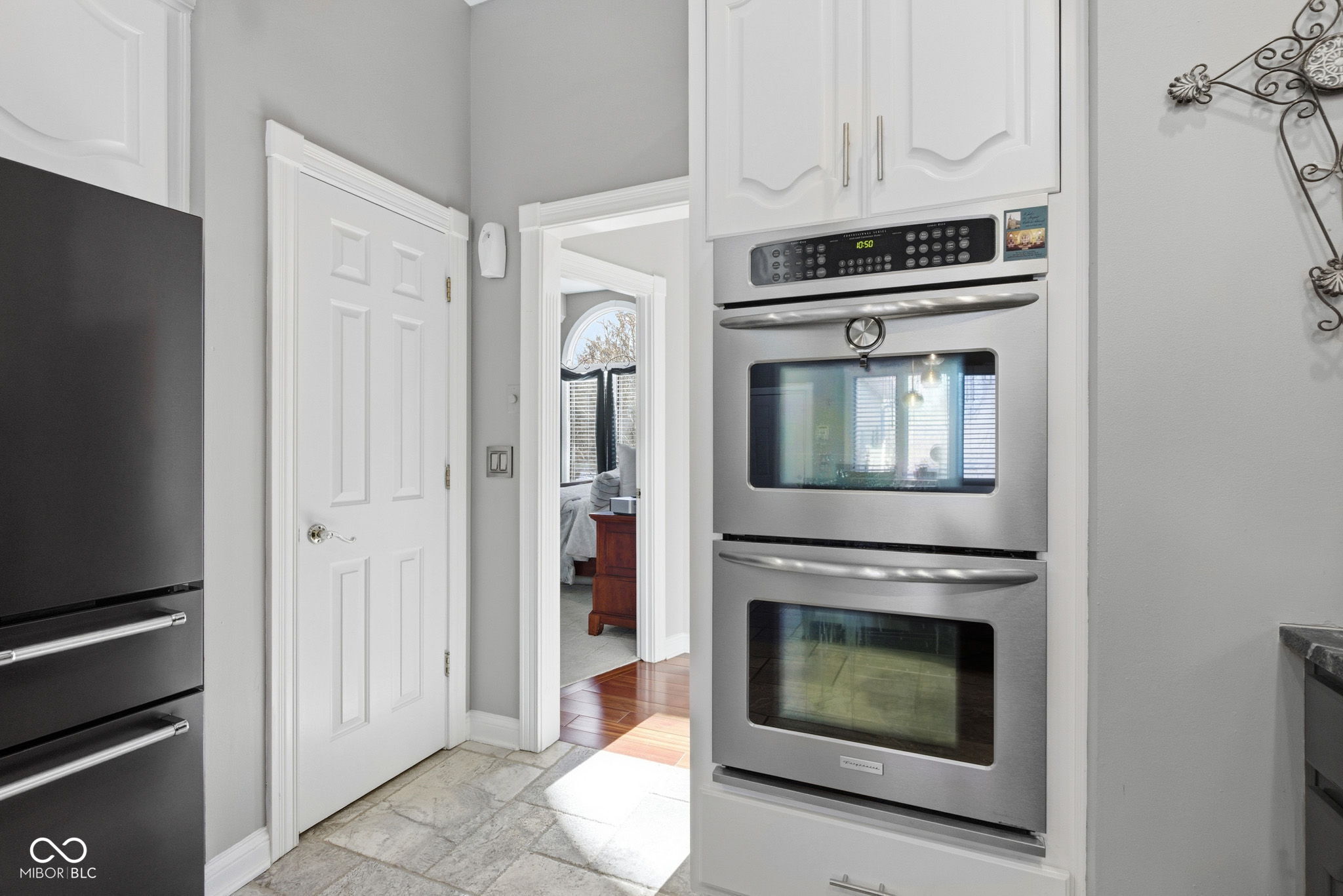 8826 Worthington Circle