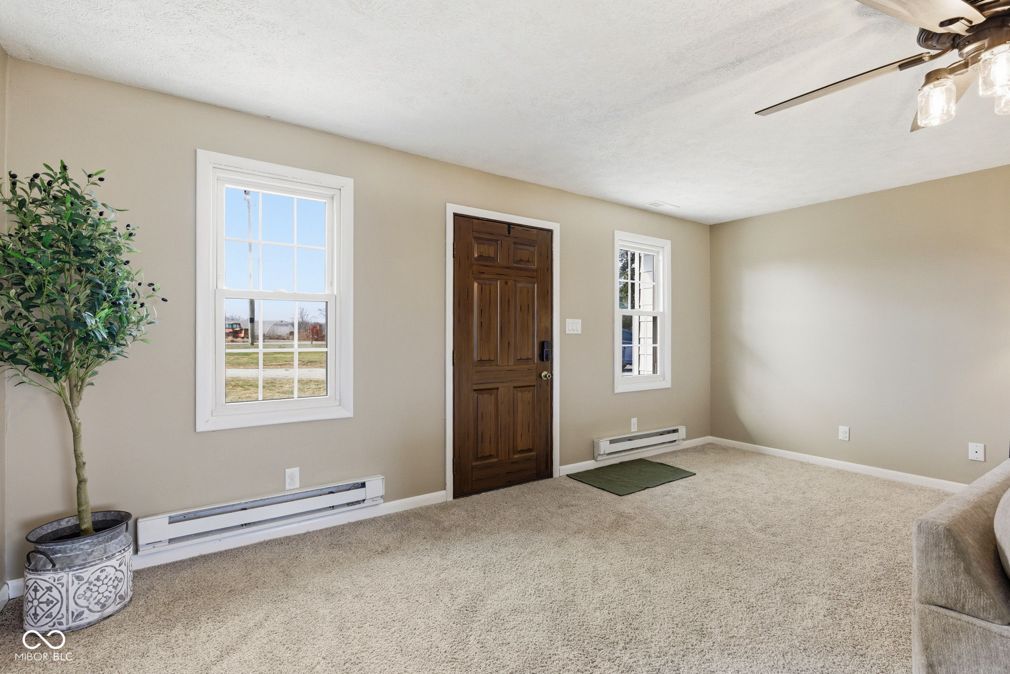 2565 S Indianapolis Road