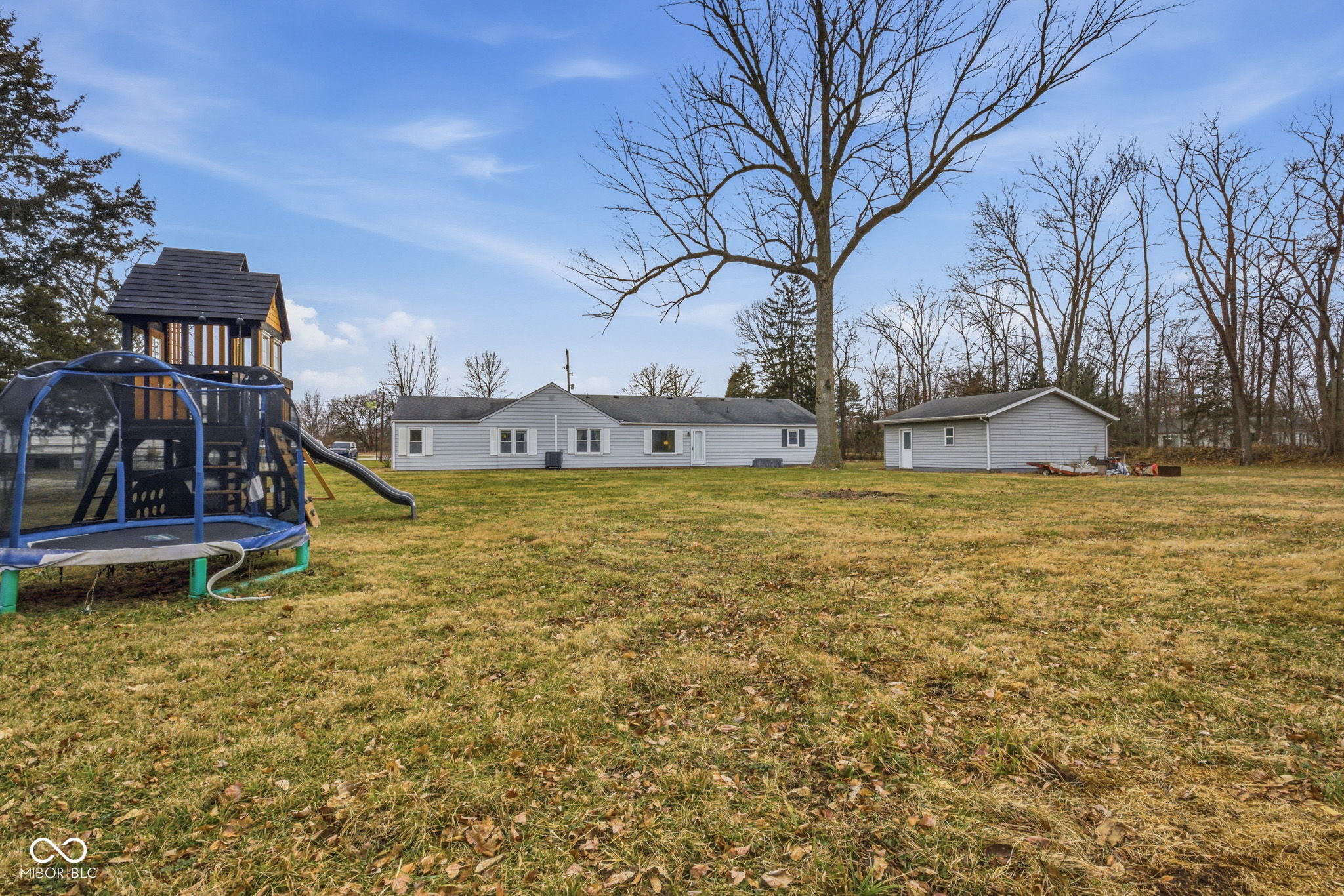 2565 S Indianapolis Road