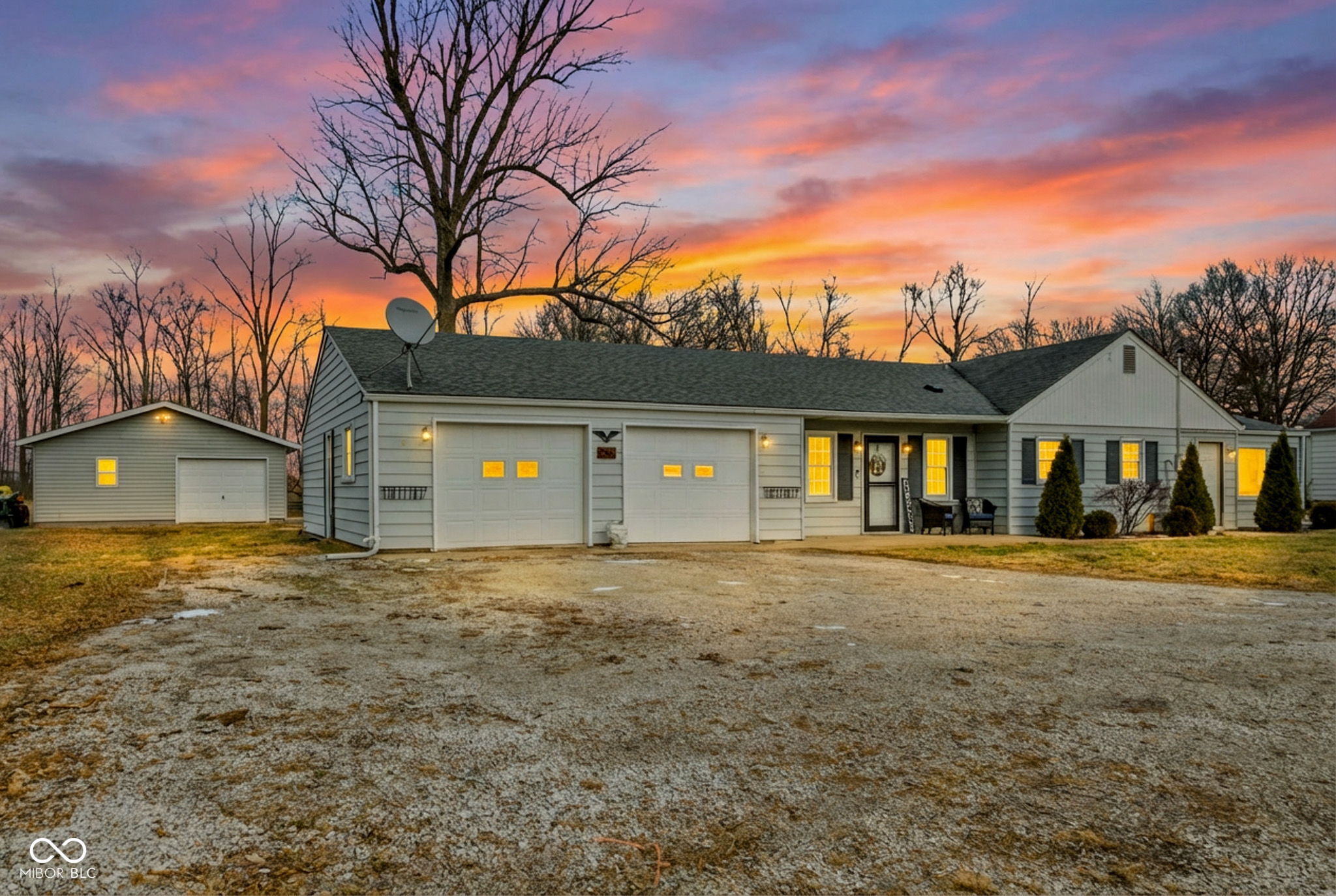 2565 S Indianapolis Road