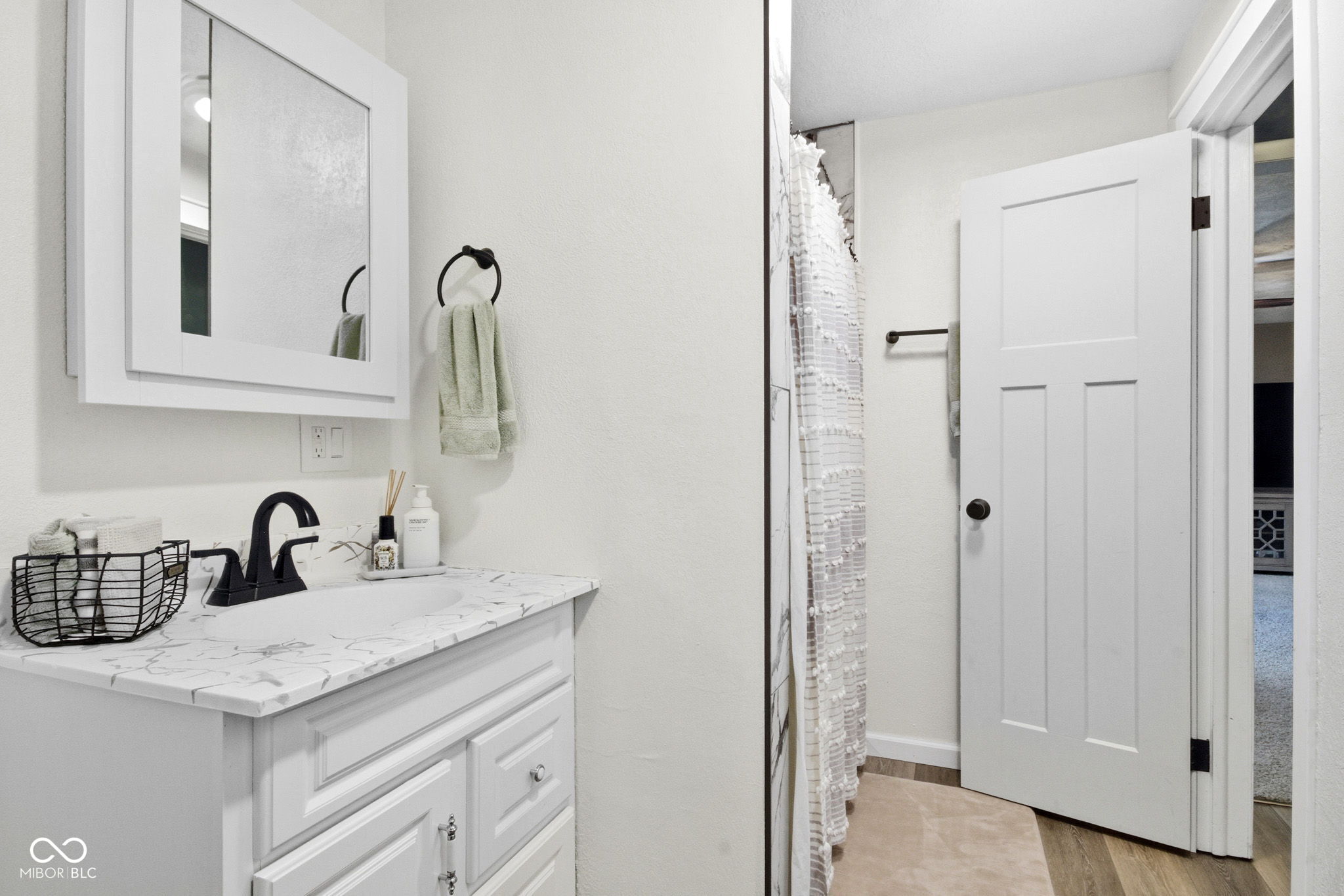 2565 S Indianapolis Road