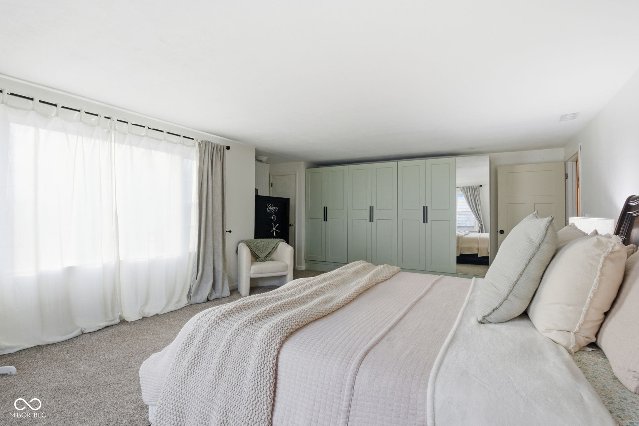 2565 S Indianapolis Road