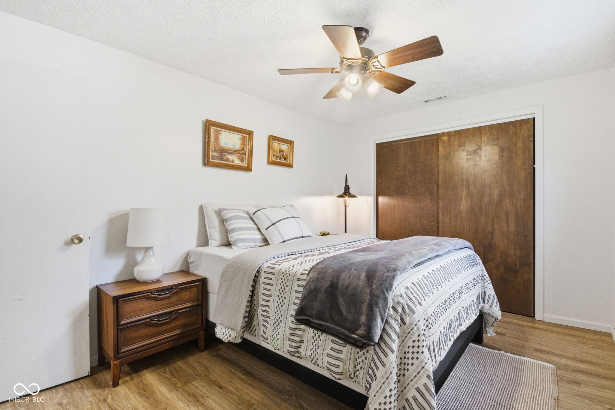 2565 S Indianapolis Road