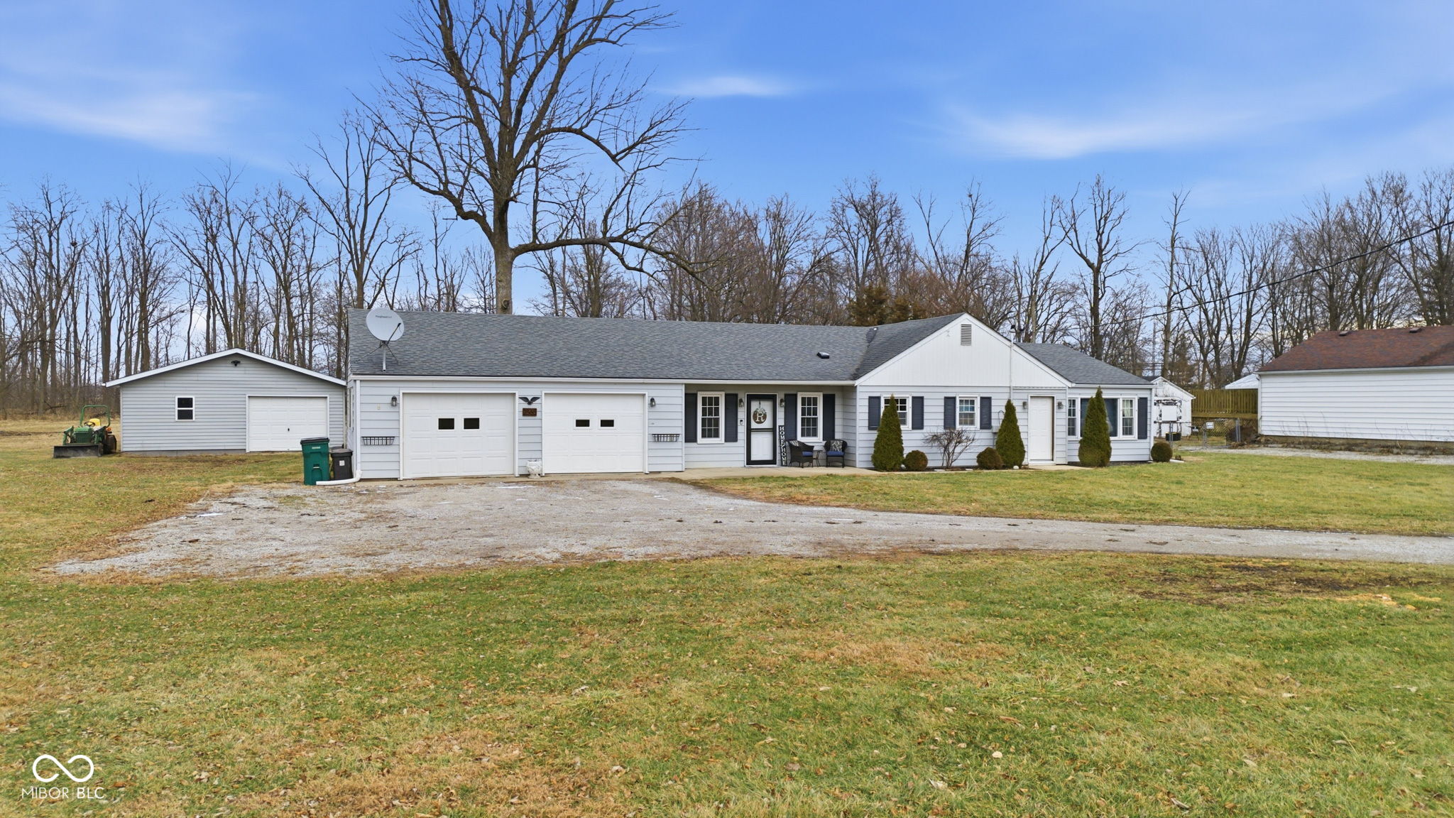 2565 S Indianapolis Road