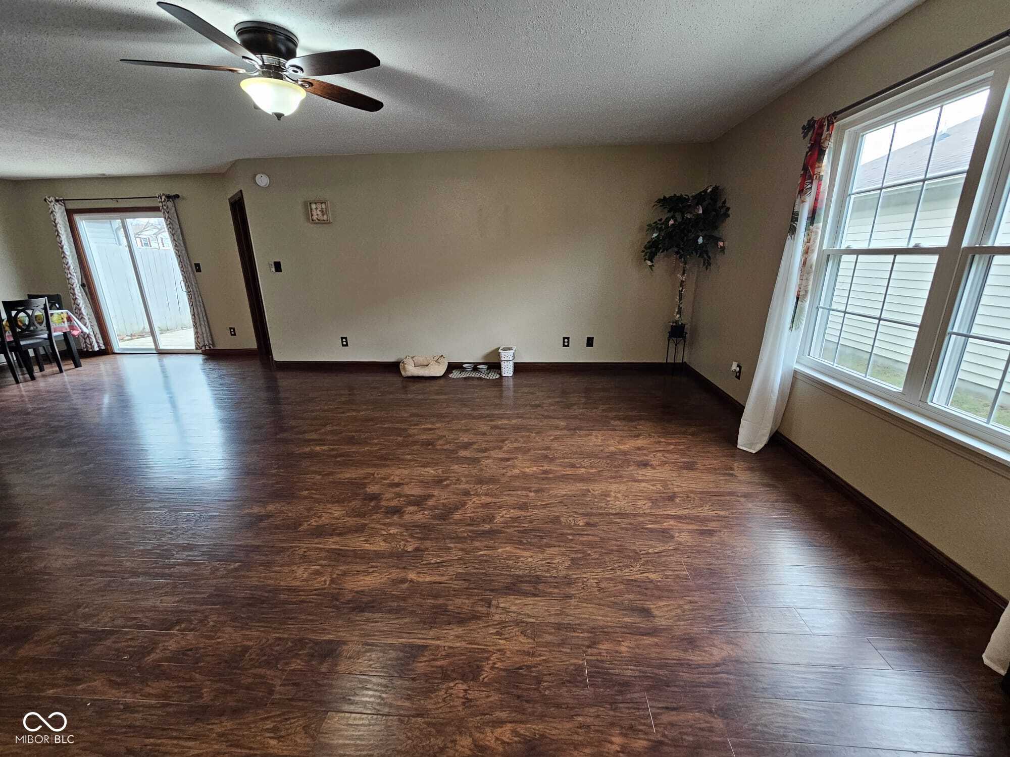 5406 Cradle River Court