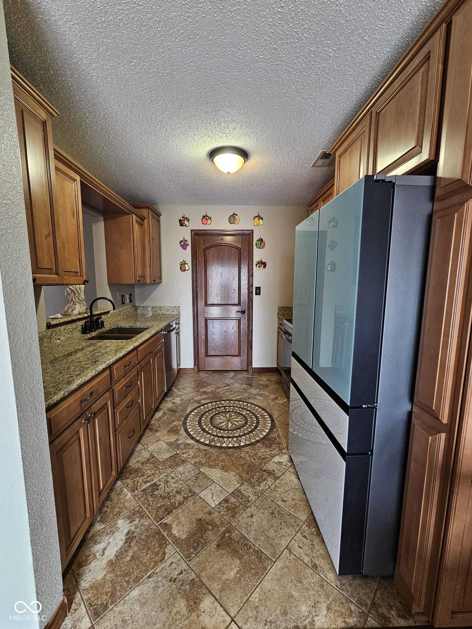 5406 Cradle River Court