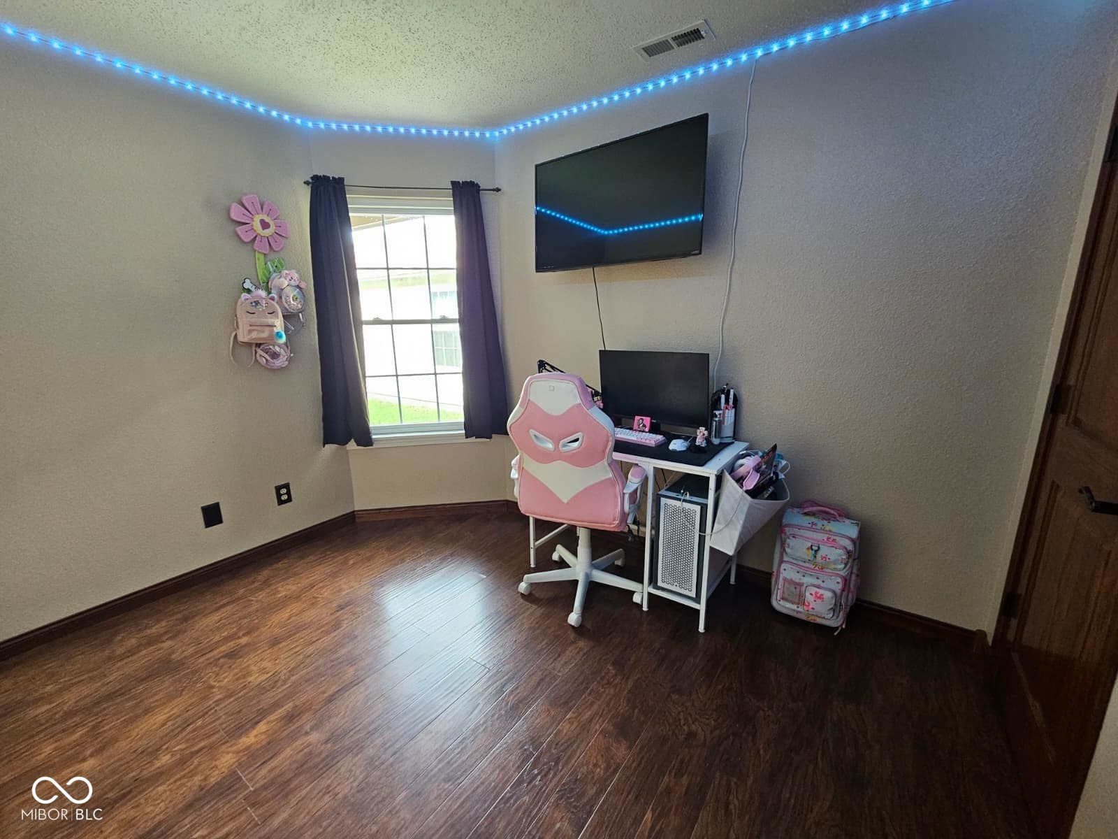 5406 Cradle River Court