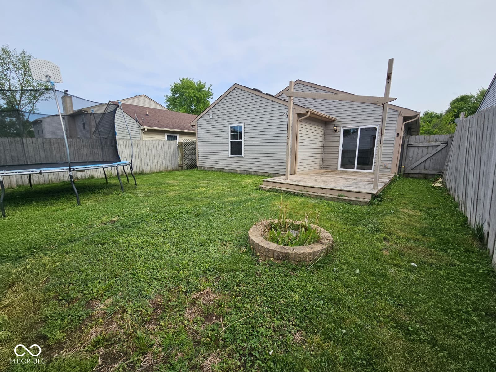 5406 Cradle River Court