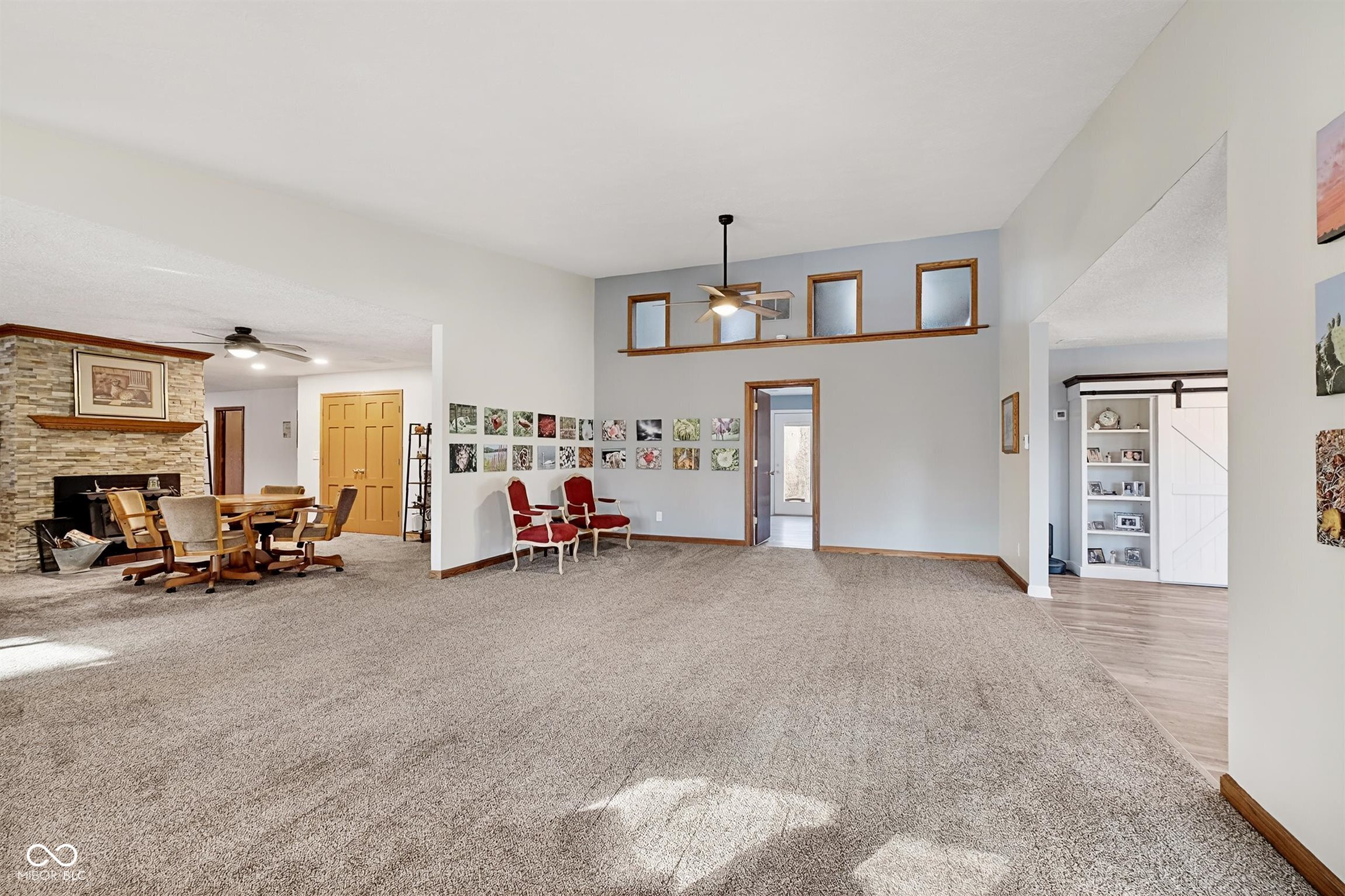 2594 E Traction Road