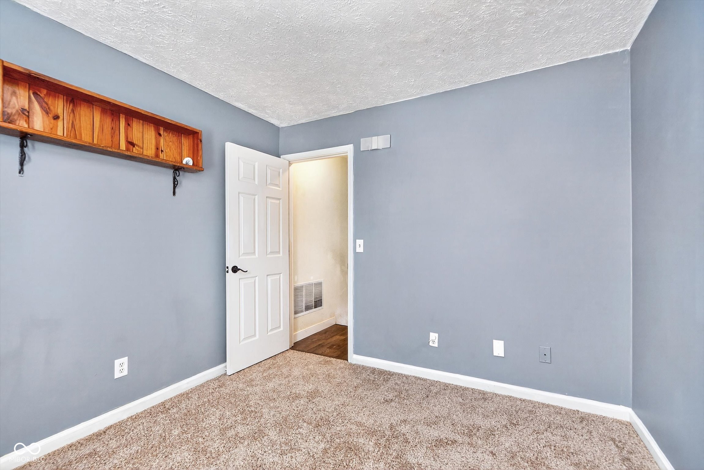 2114 Hannah Court