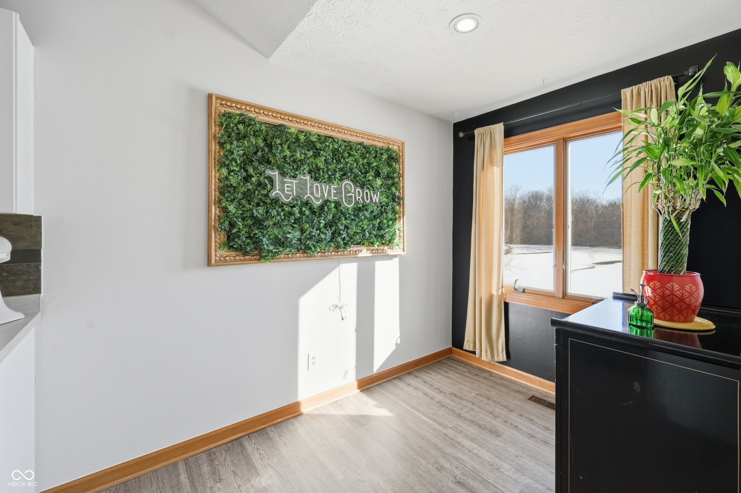 5621 Crittenden Avenue