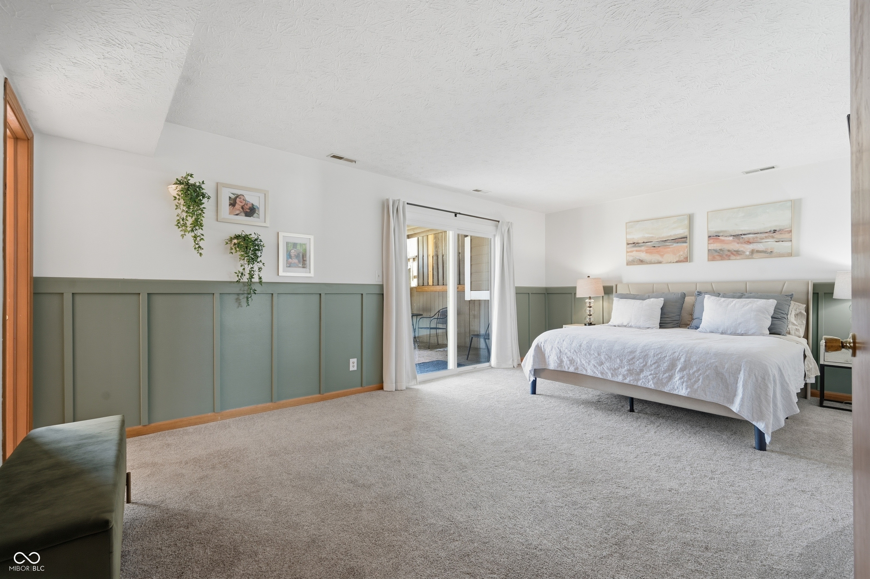 5621 Crittenden Avenue