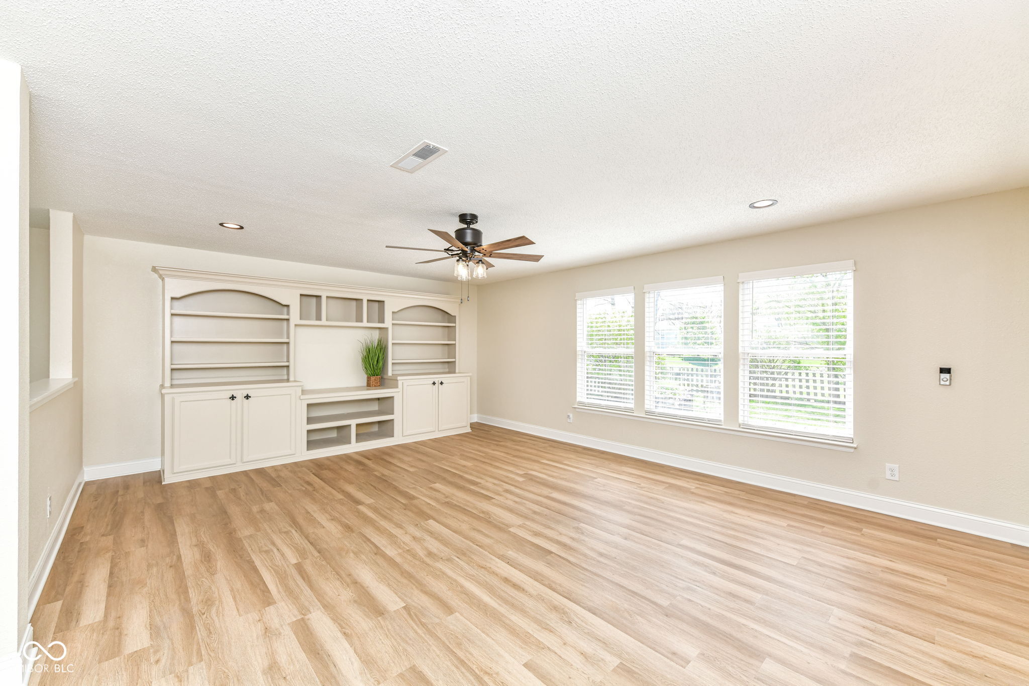 12809 Freedom Drive