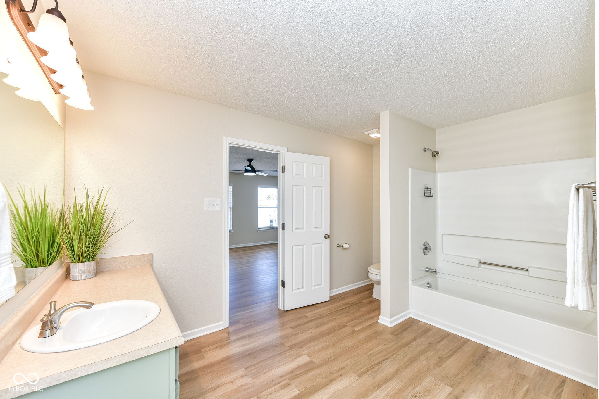 12809 Freedom Drive