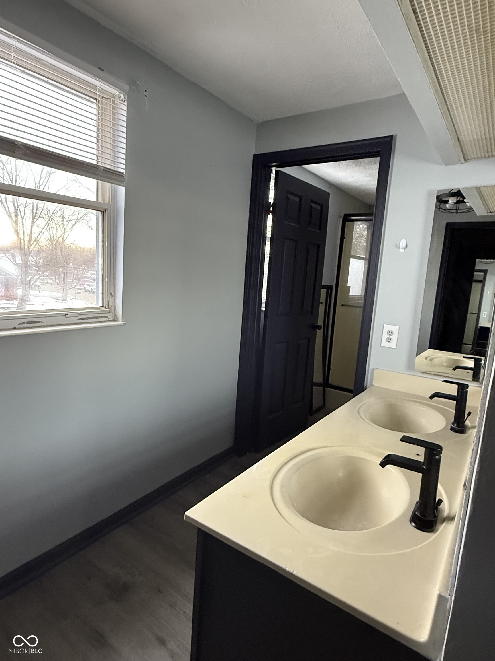 8075 Cardinal Cove E