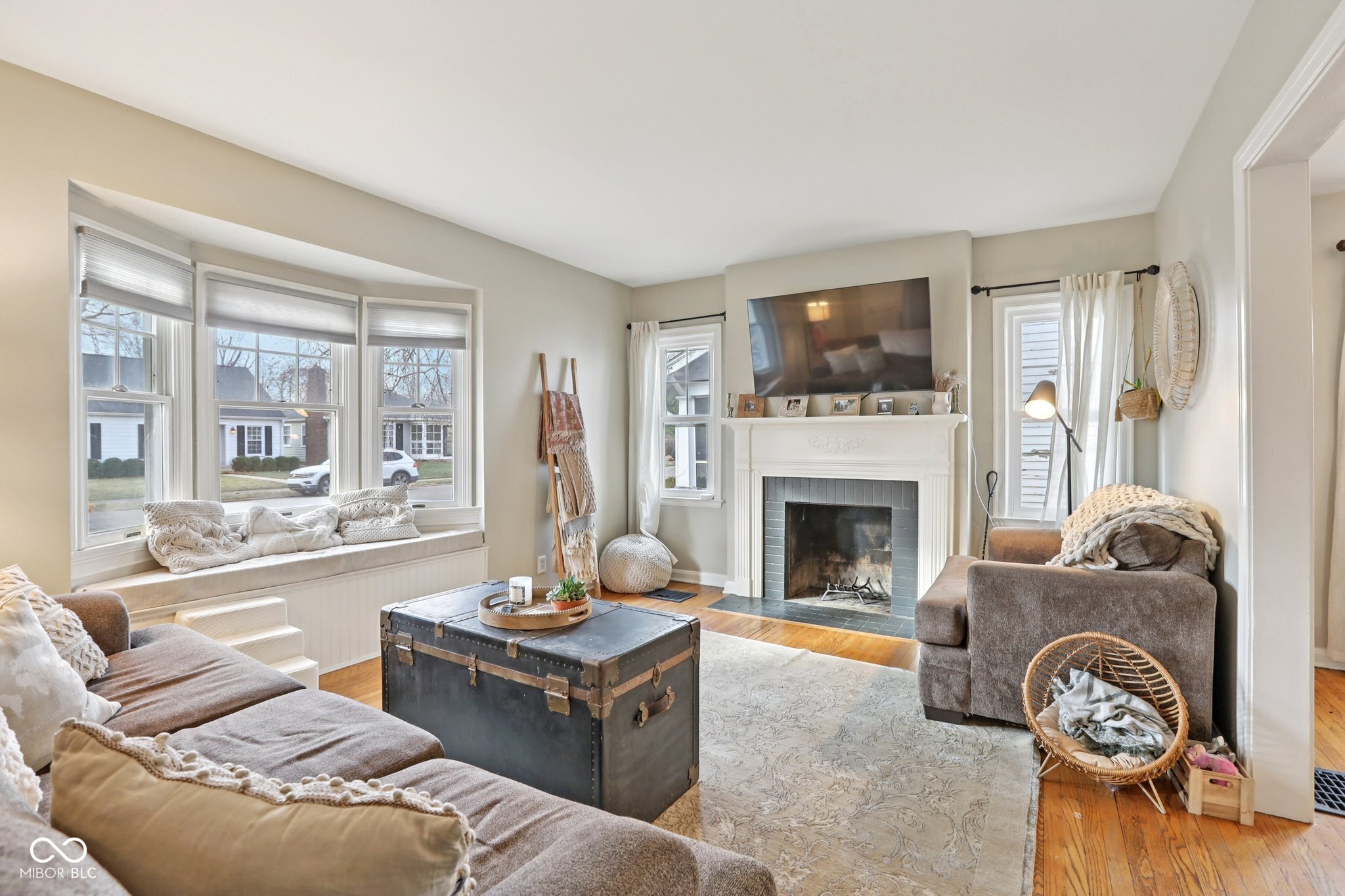 6029 Crittenden Avenue