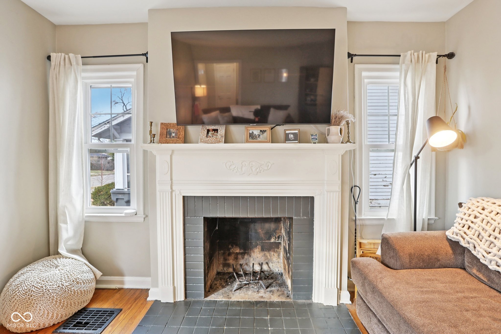 6029 Crittenden Avenue