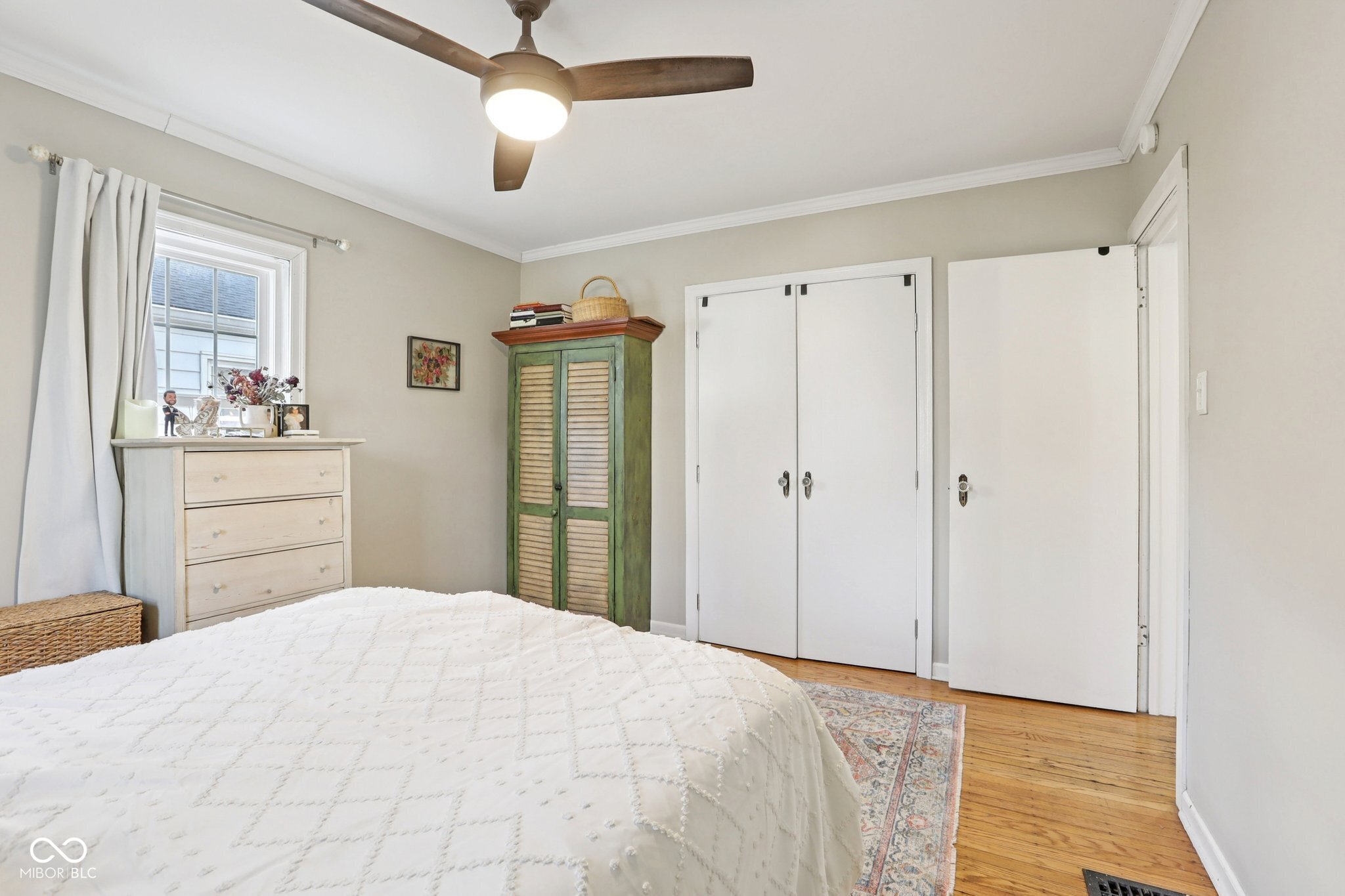 6029 Crittenden Avenue