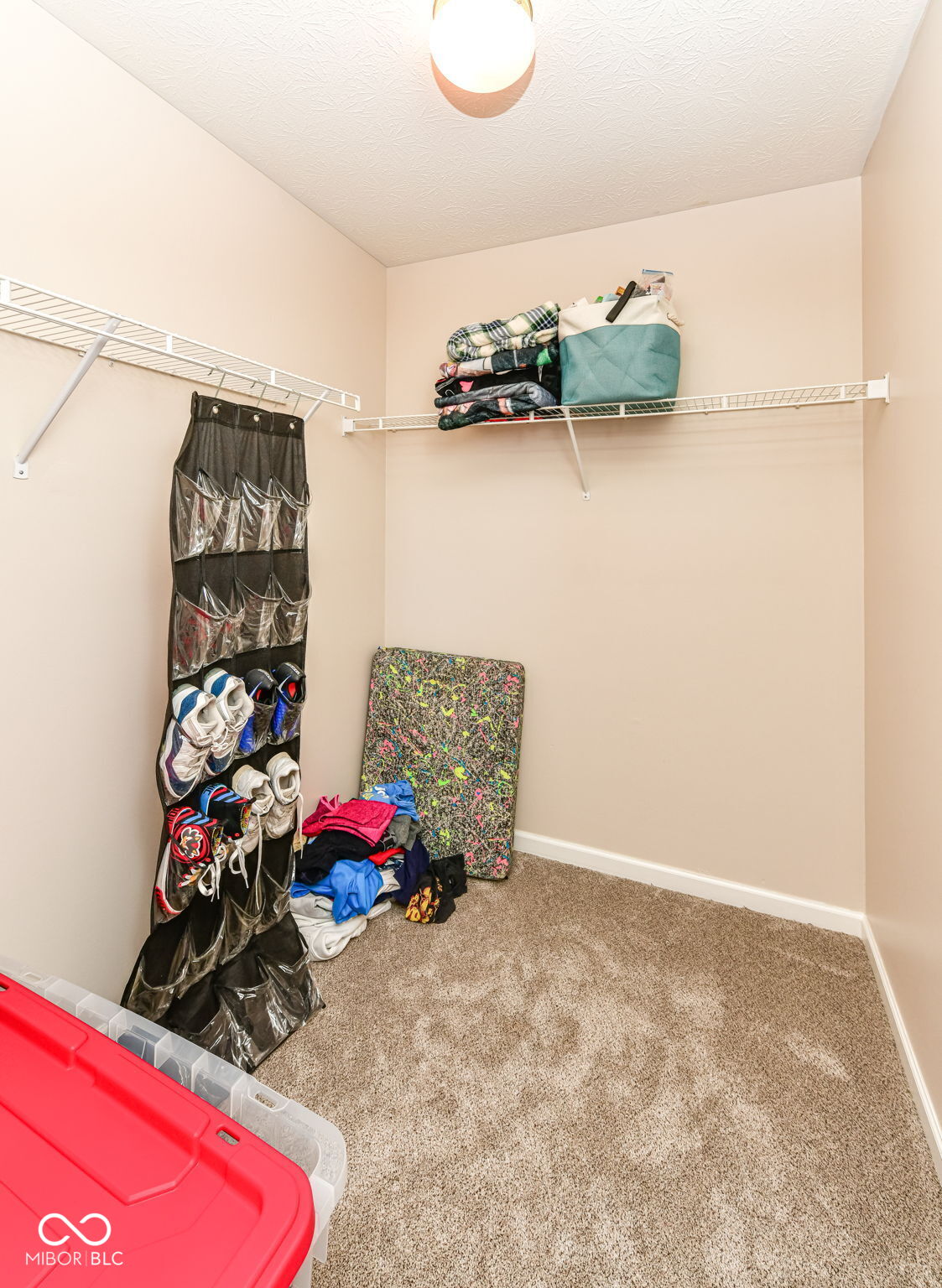 8888 N White Tail Trail