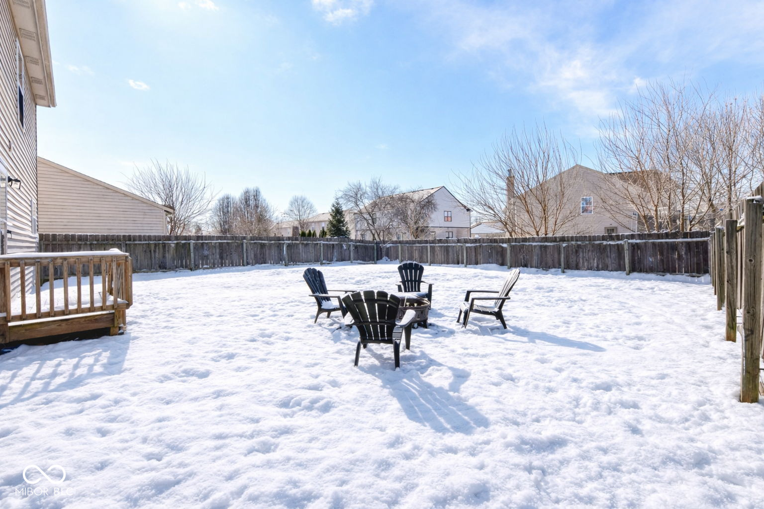 8888 N White Tail Trail