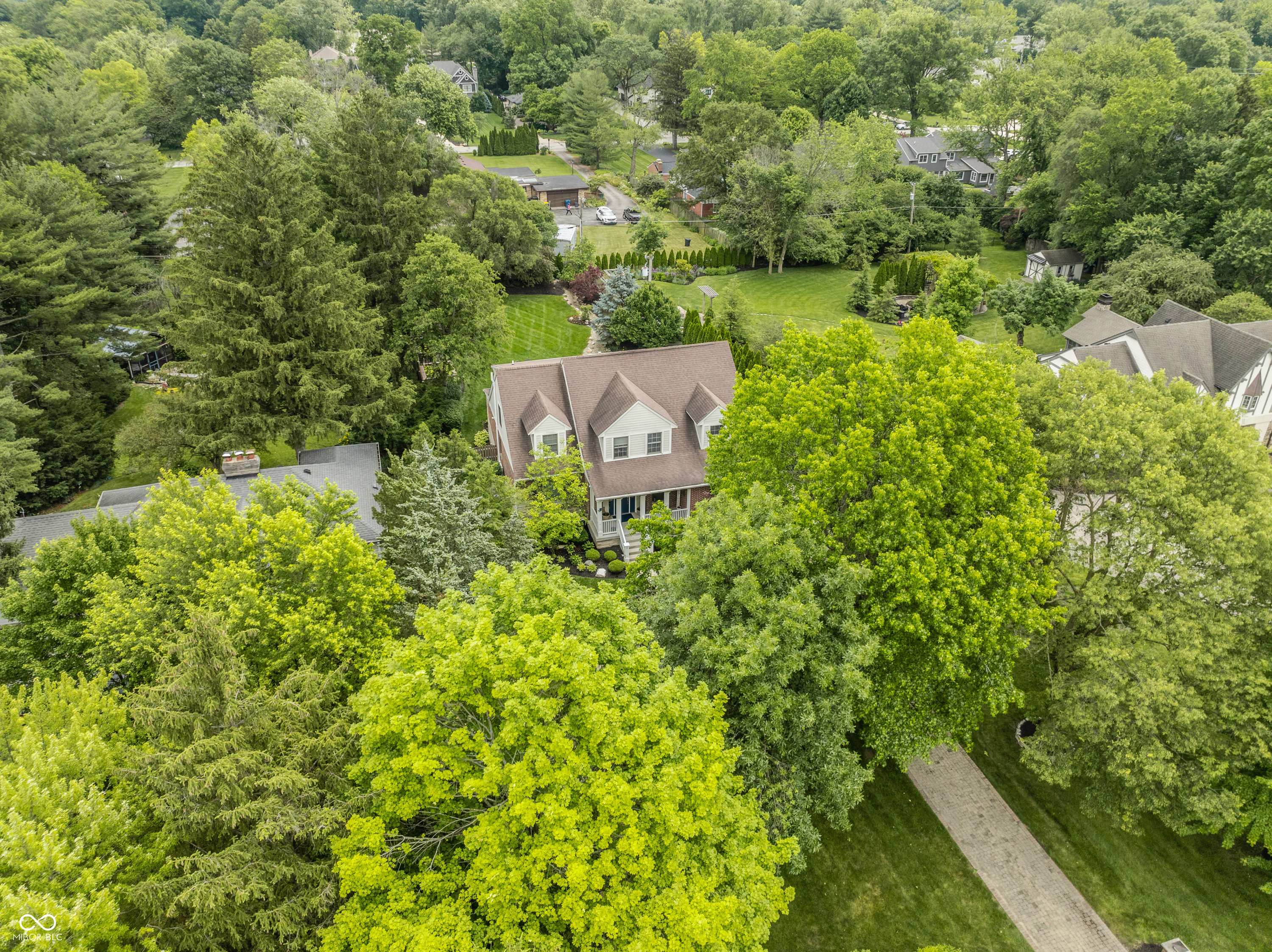 7599 N Meridian Street