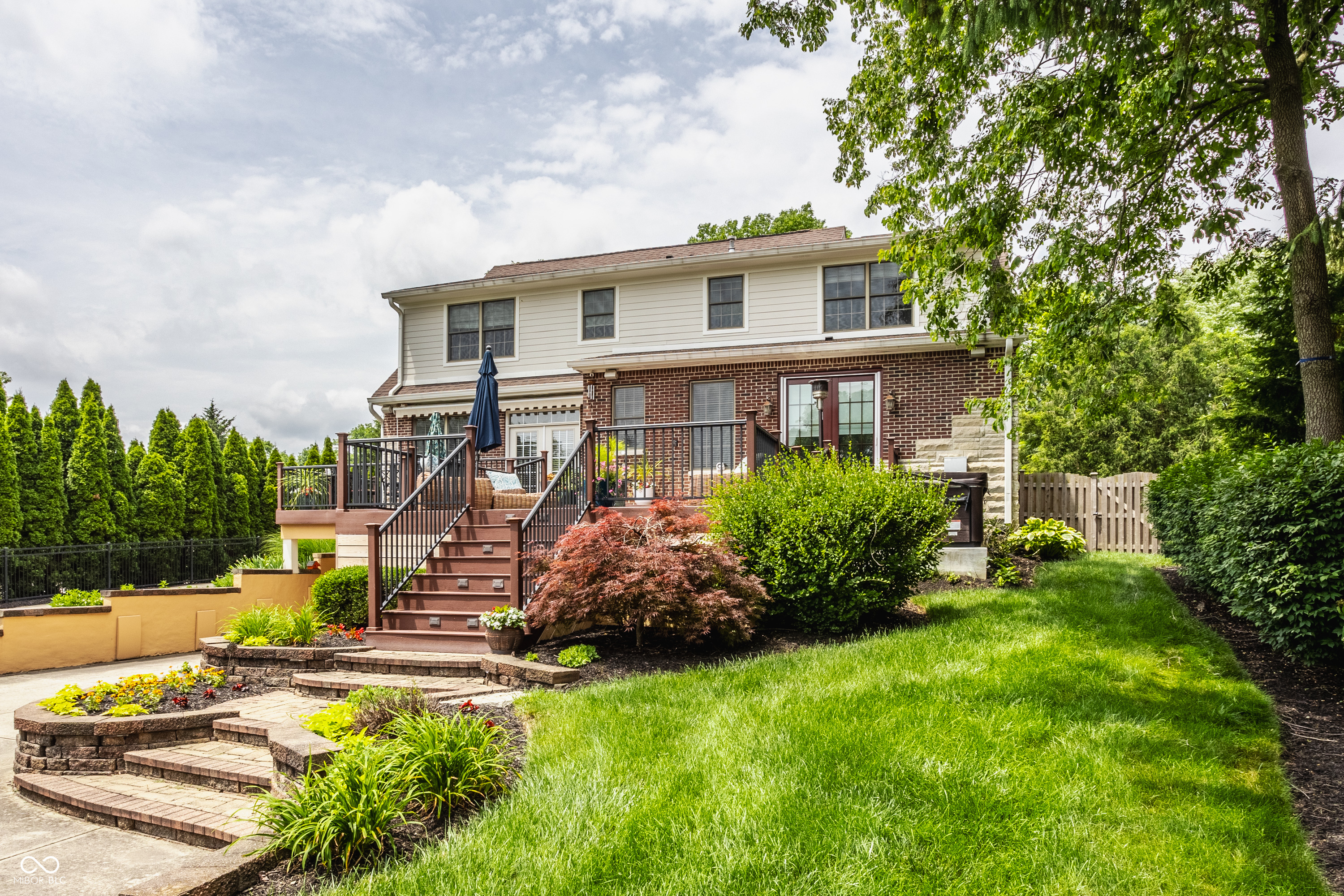 7599 N Meridian Street