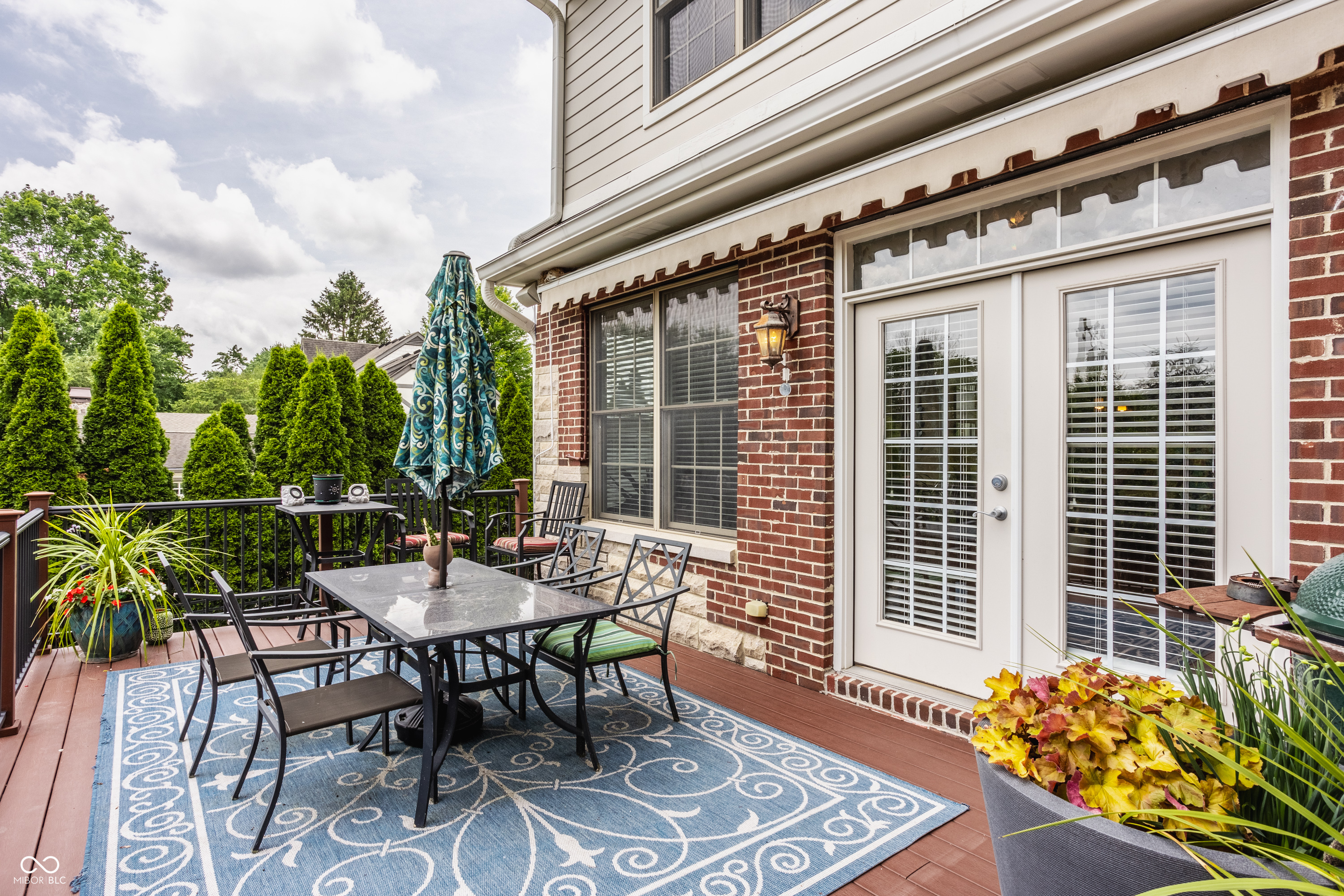 7599 N Meridian Street