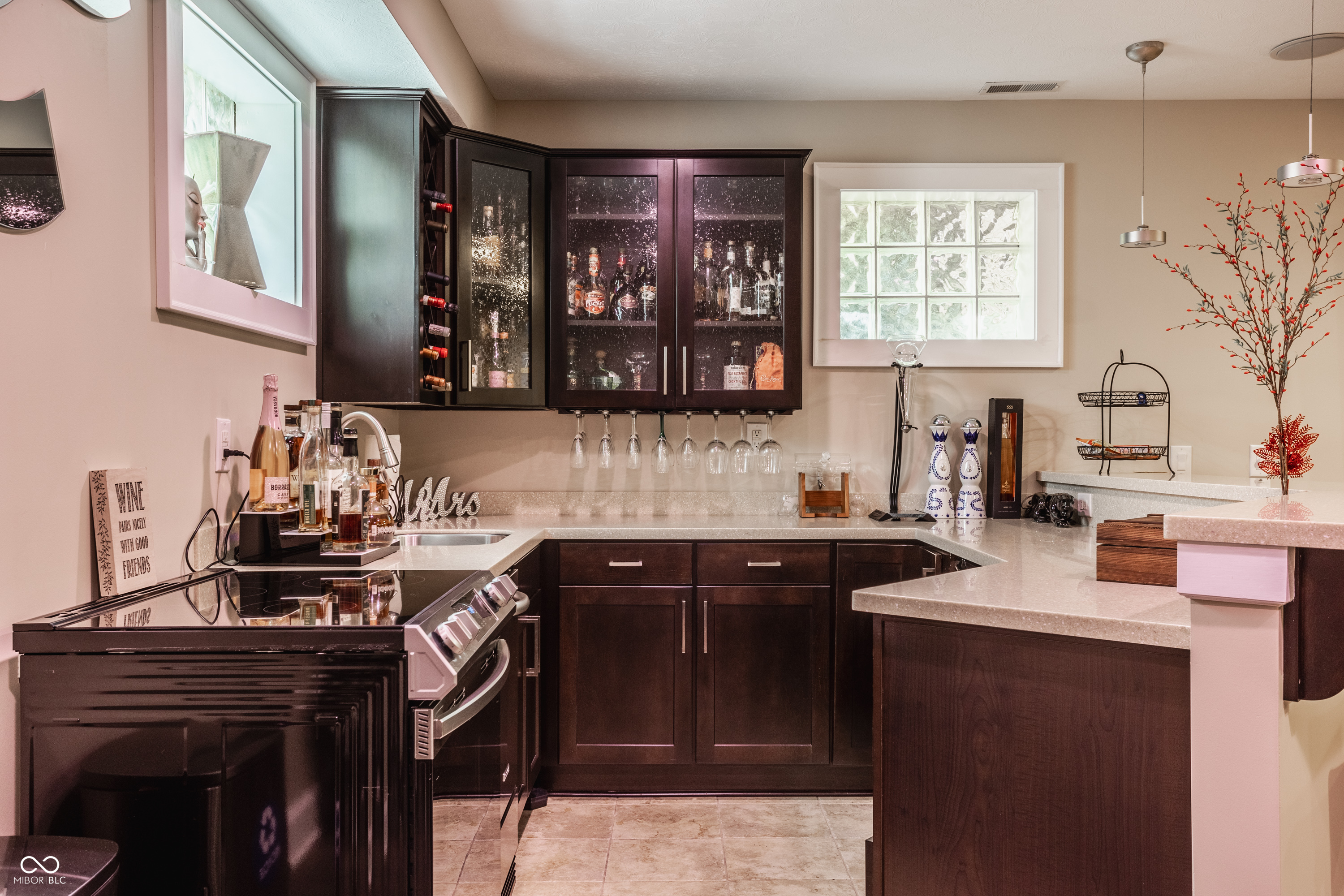 7599 N Meridian Street