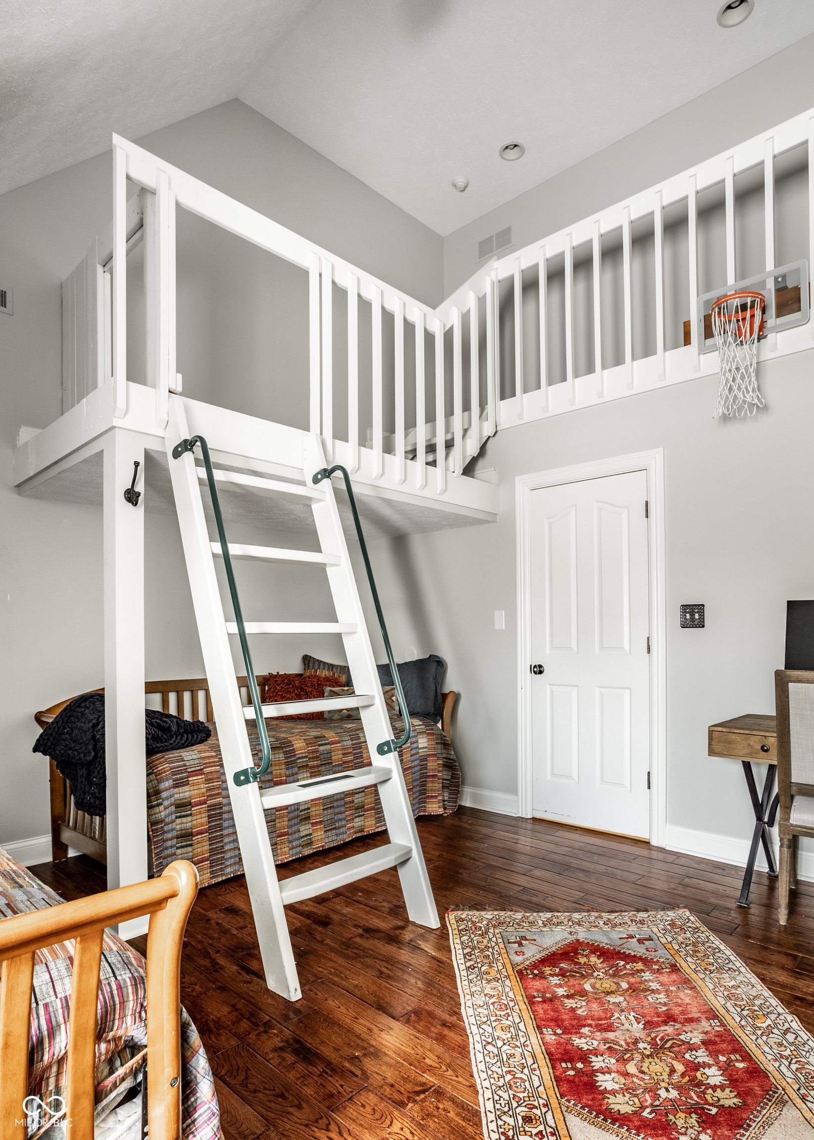 5760 E Fall Creek Parkway North Drive