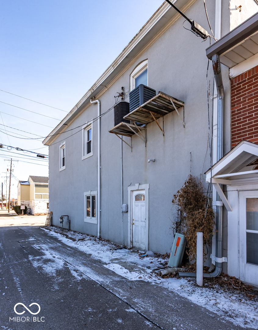 18 N Jefferson Street