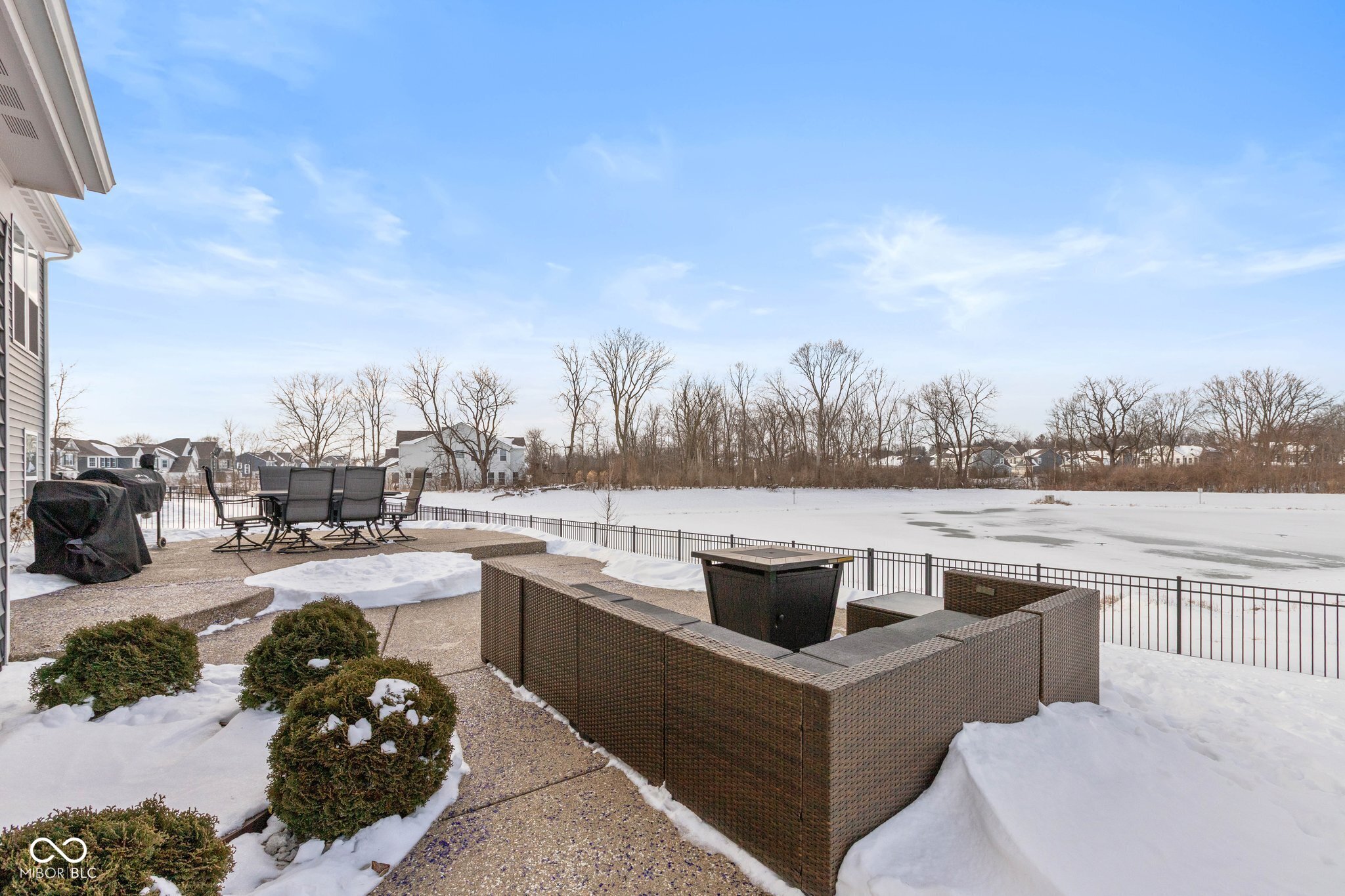 6680 Eagles Nest Lane