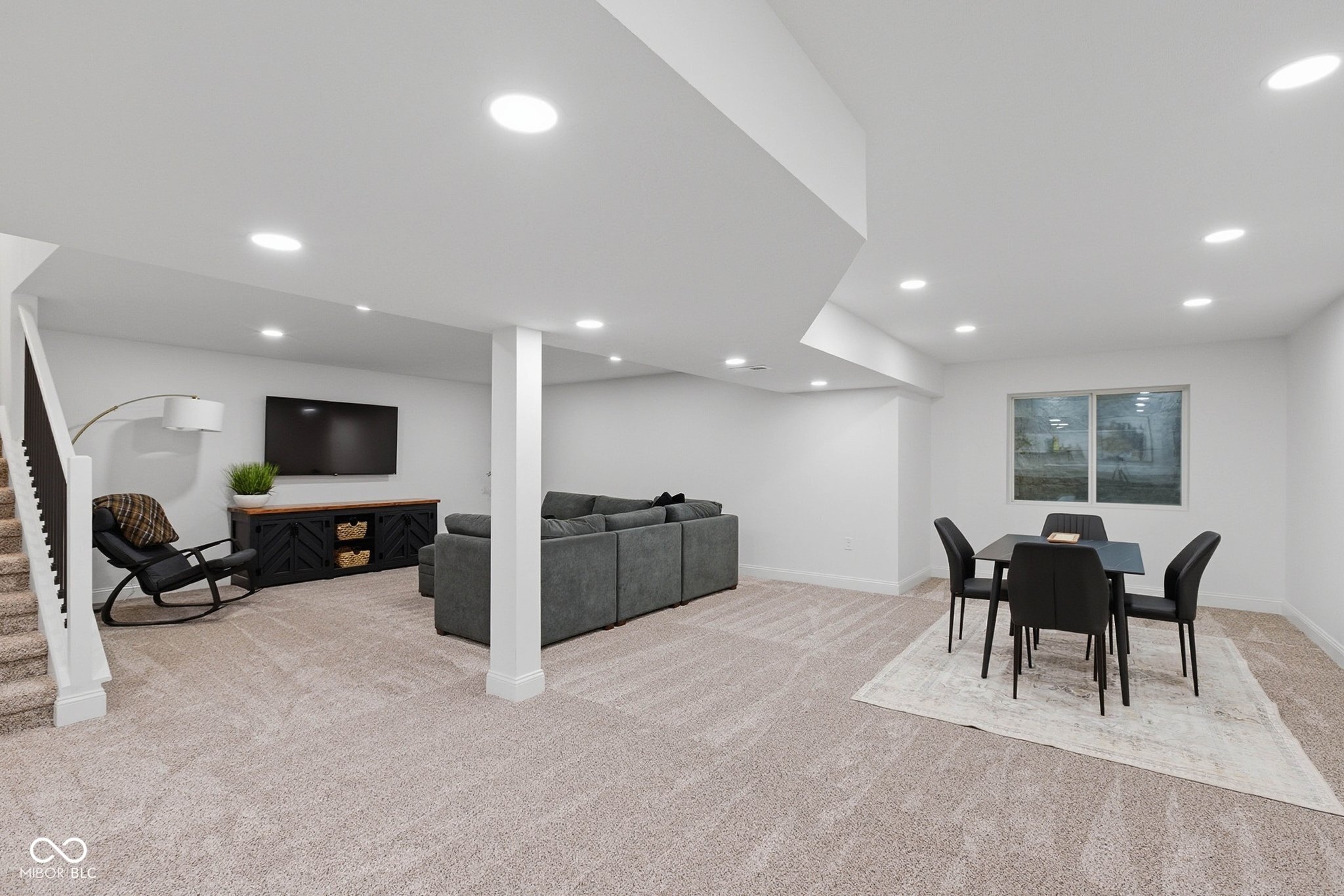 6680 Eagles Nest Lane